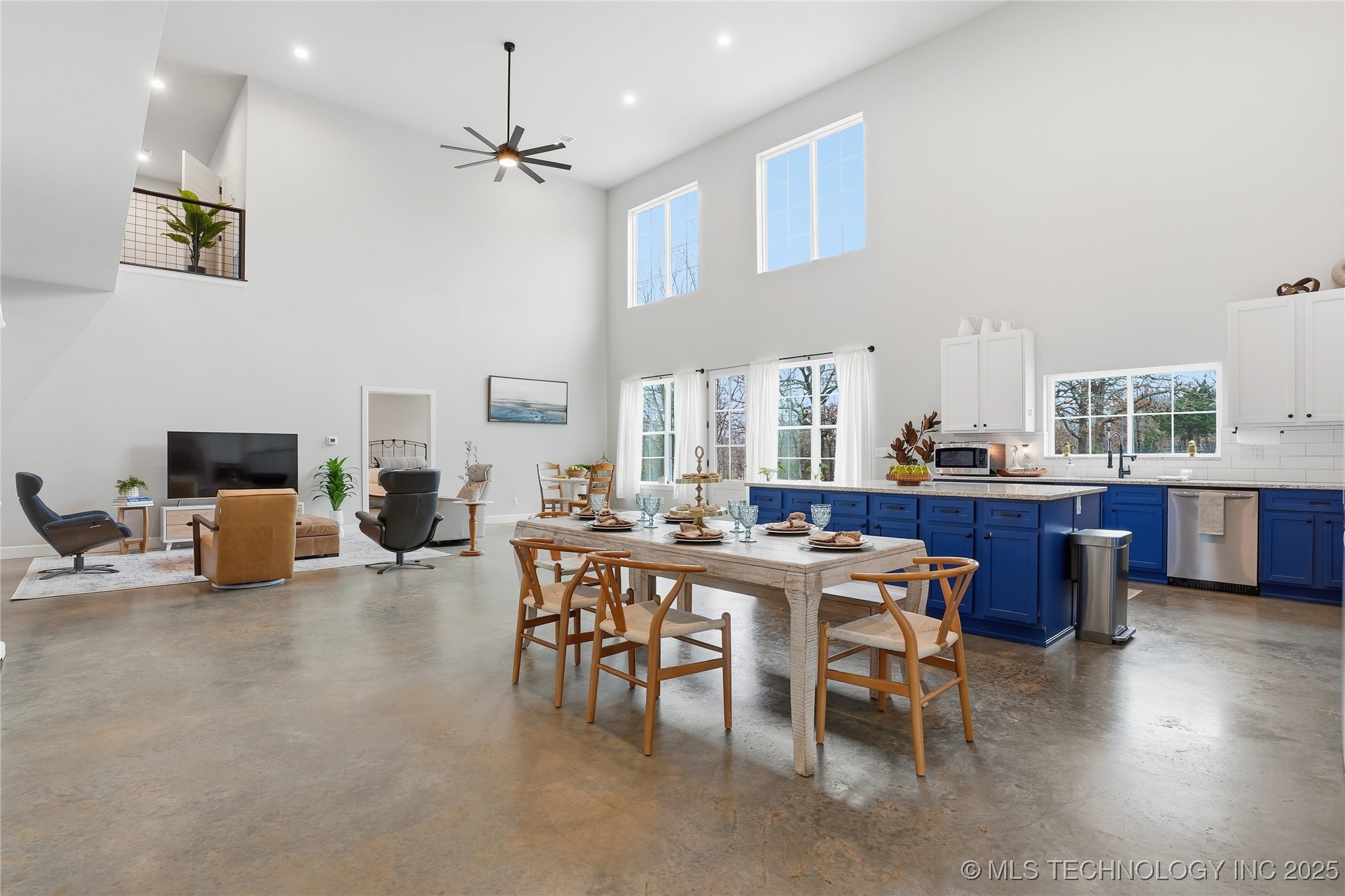 14215 E 208th Street Property Photo 12