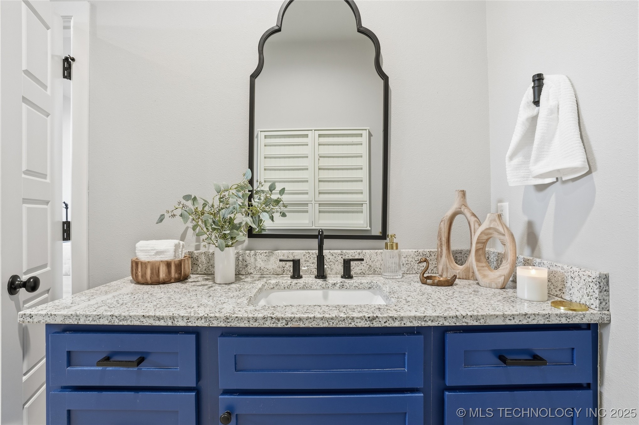 14215 E 208th Street Property Photo 45