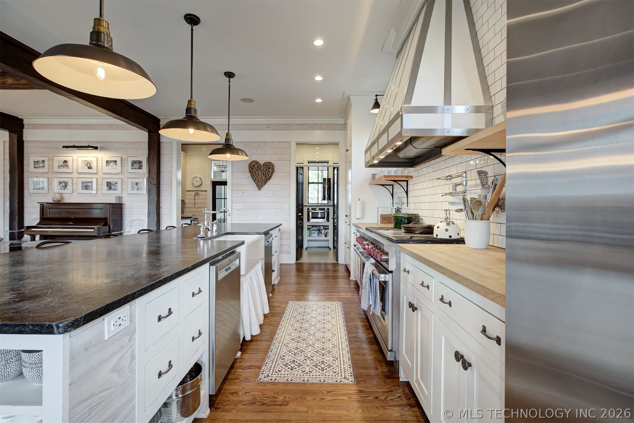 31 Boulevard Property Photo 18