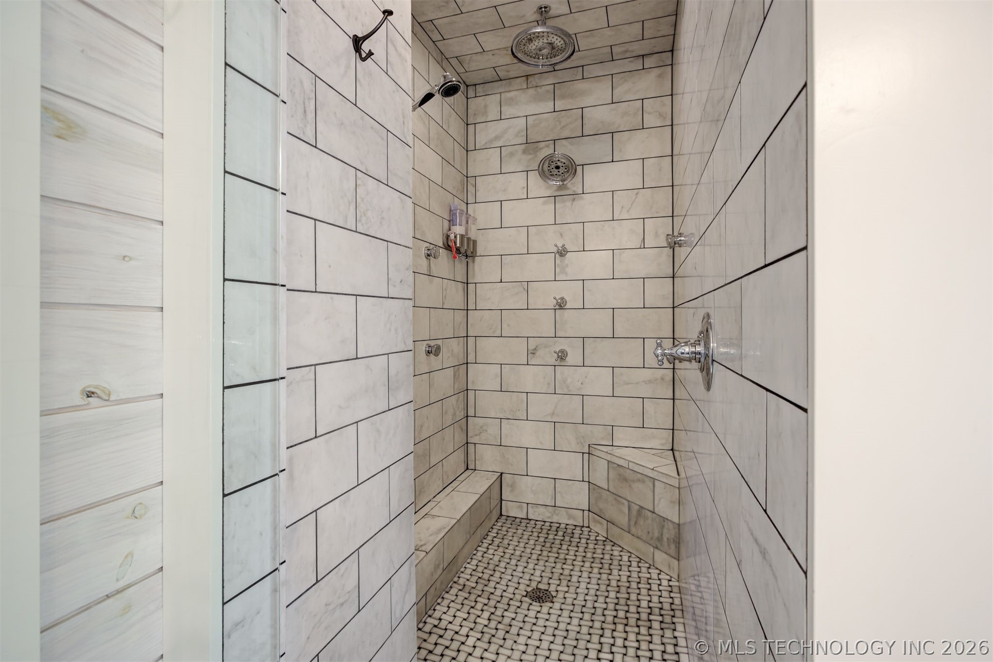 31 Boulevard Property Photo 37