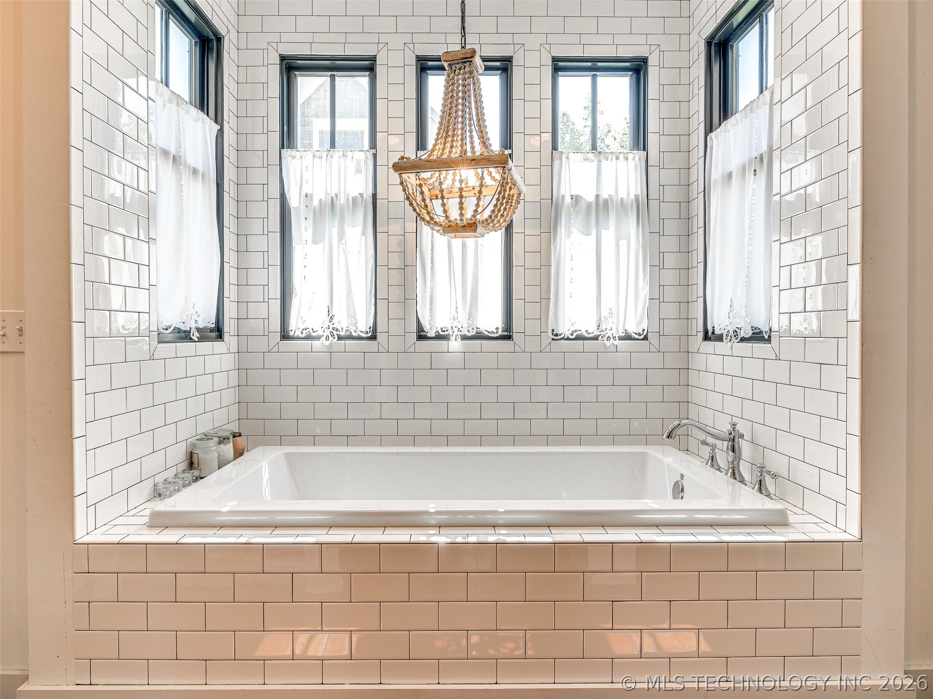 31 Boulevard Property Photo 59