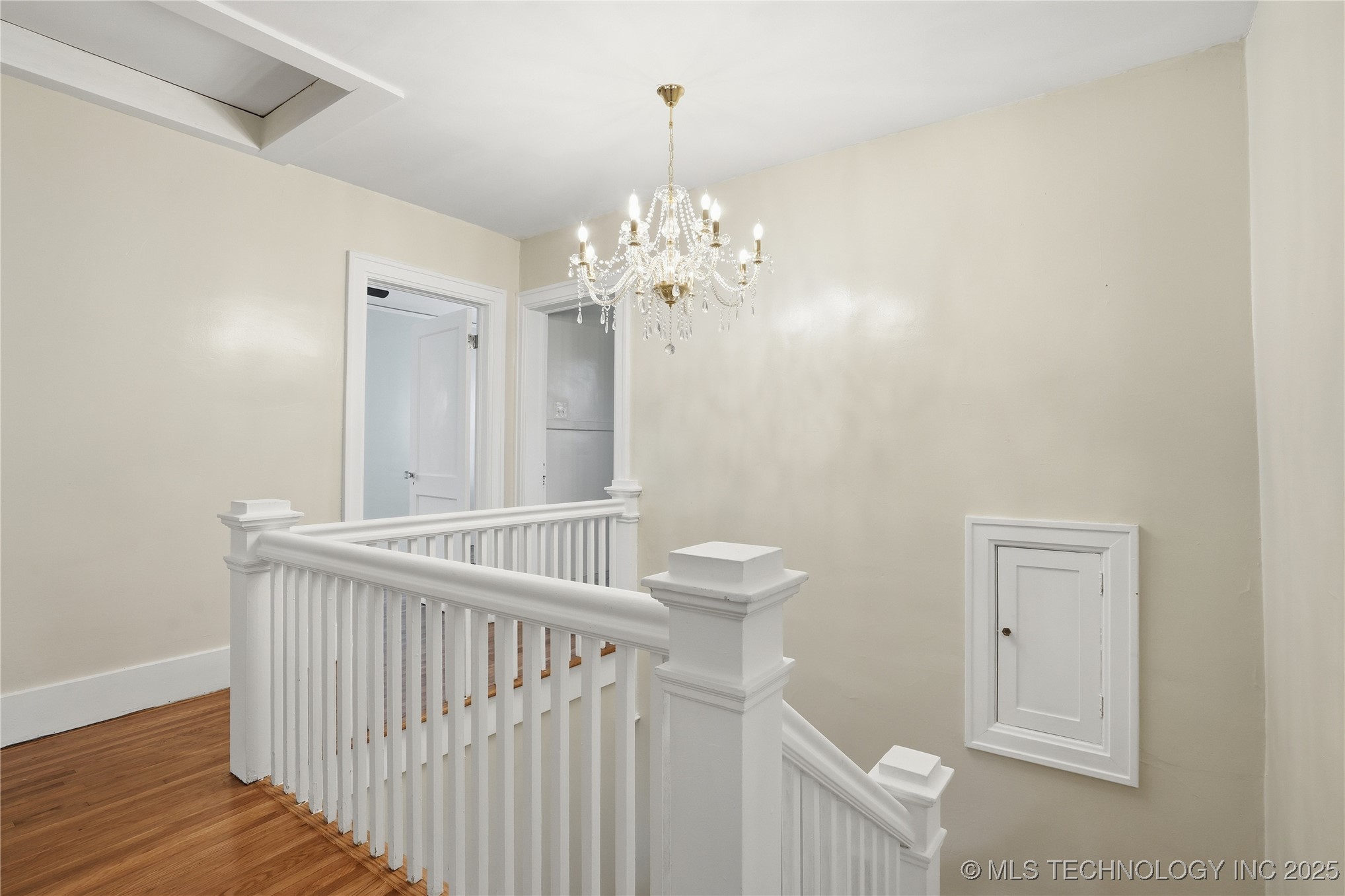 1628 S Victor Avenue Property Photo 20