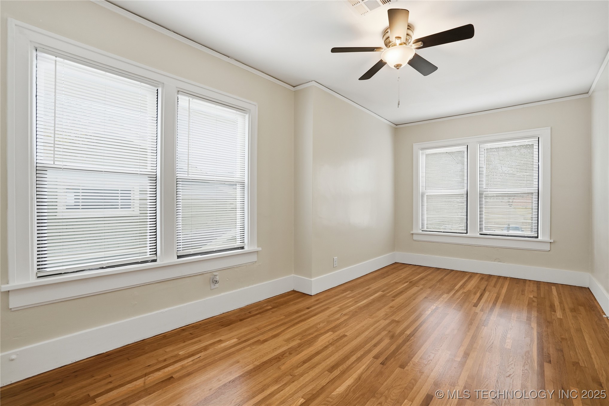 1628 S Victor Avenue Property Photo 26