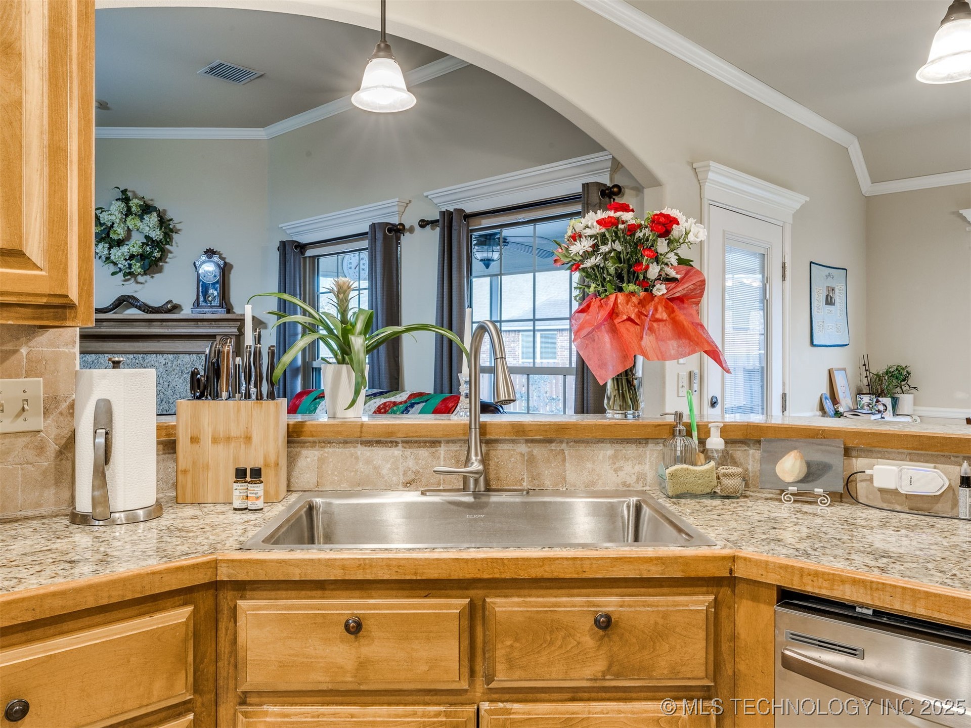 2613 S 12th Street Property Photo 8