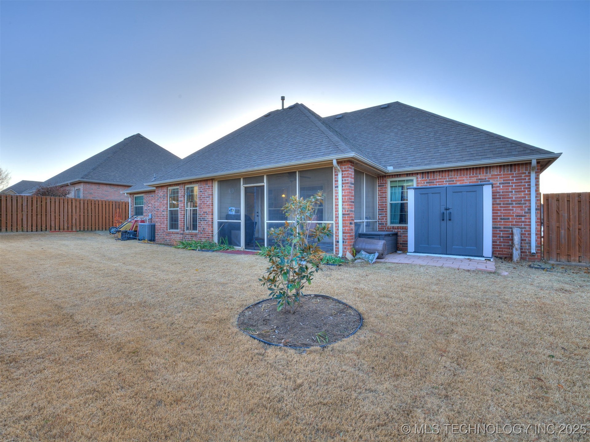 2613 S 12th Street Property Photo 20