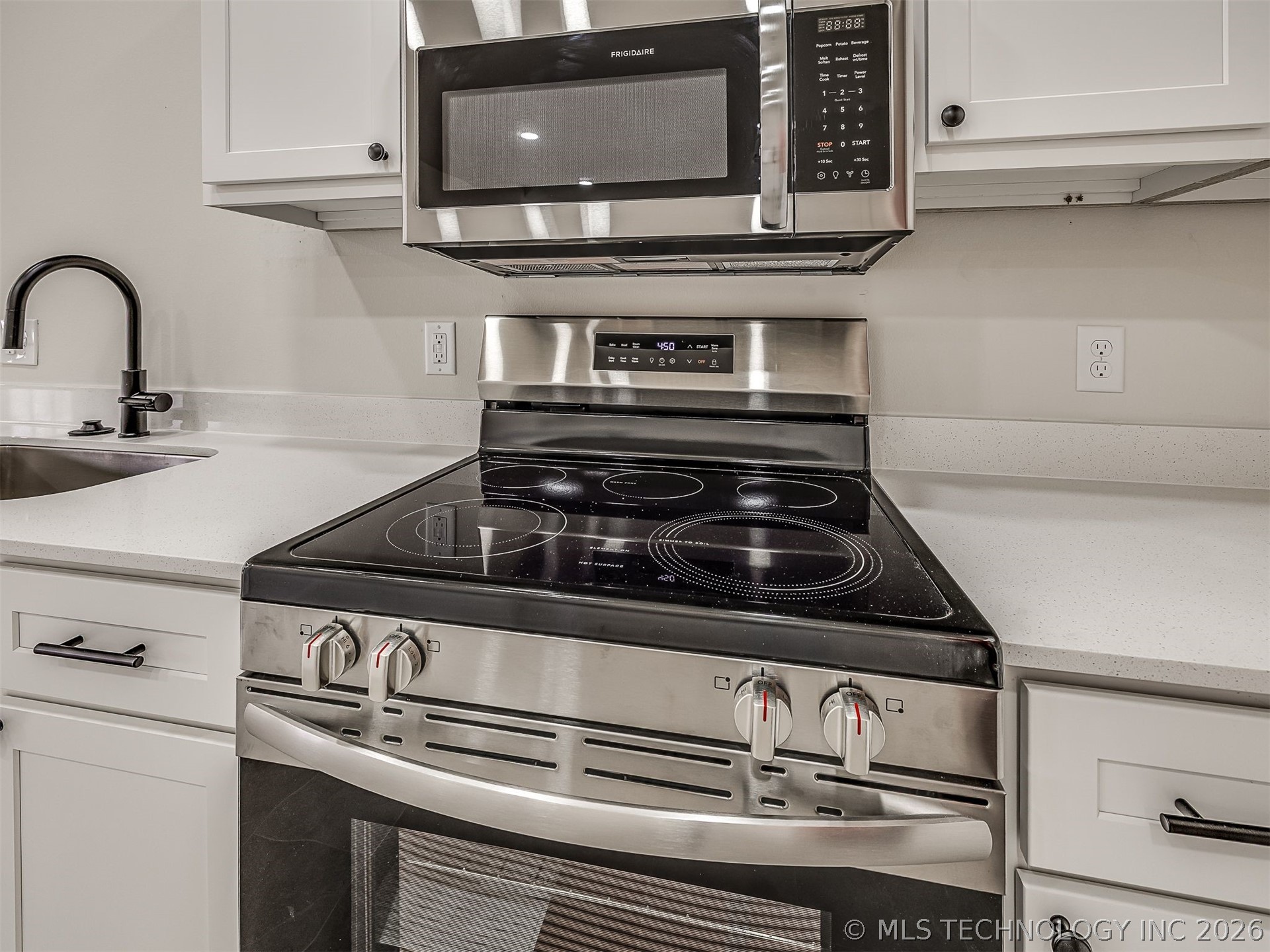 1879 Rockford Drive Property Photo 17