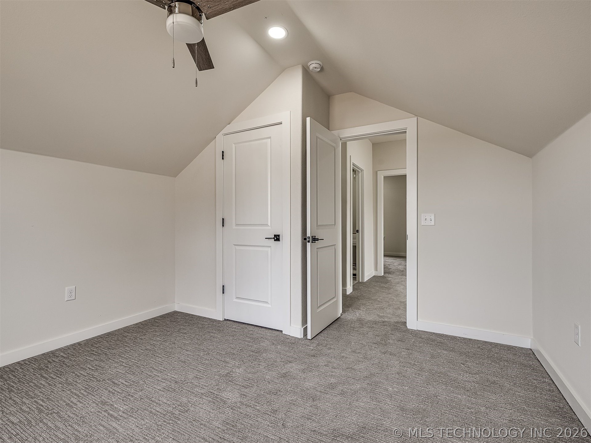 1879 Rockford Drive Property Photo 38