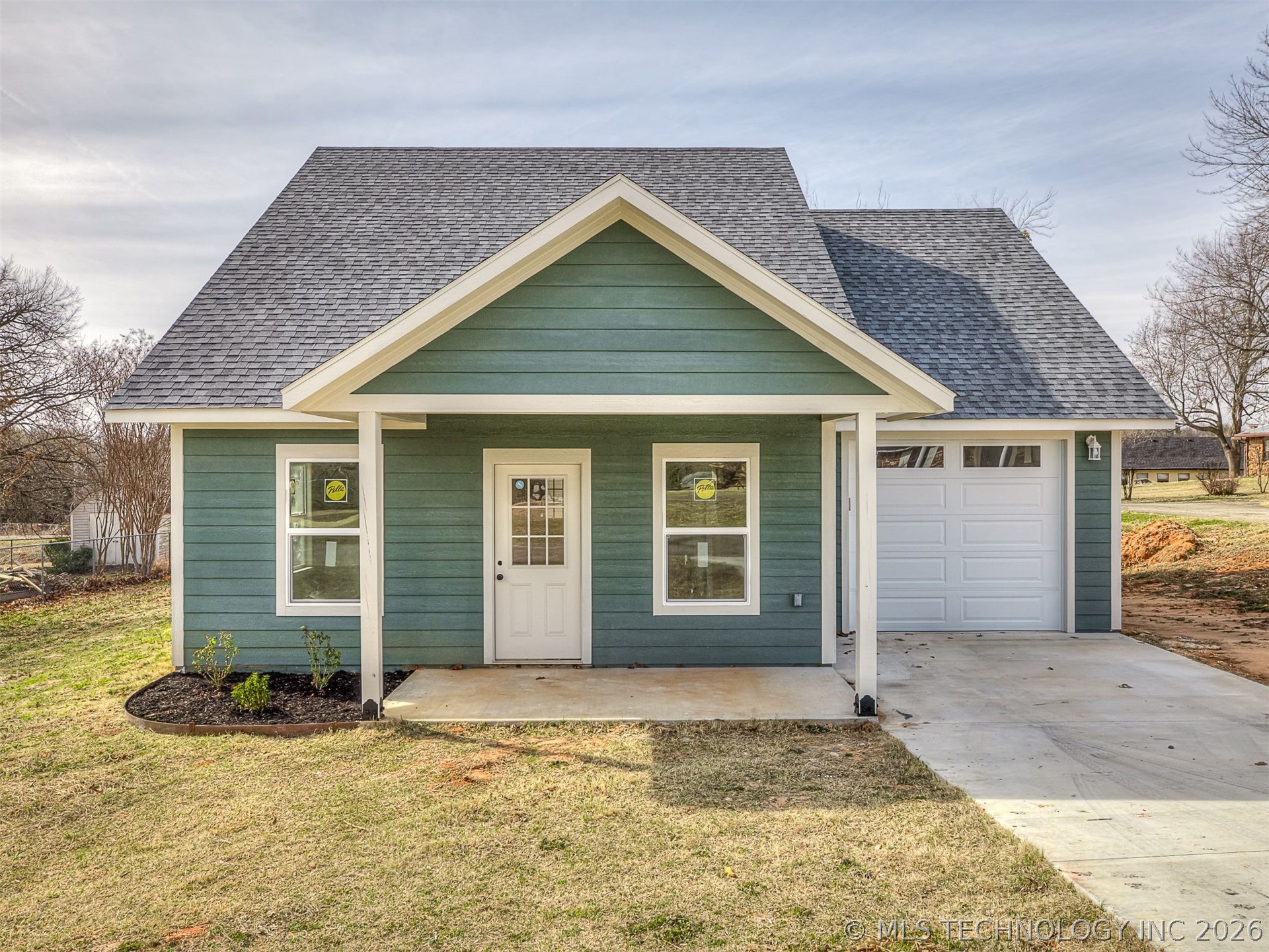 1831 Rockford Drive Property Photo 1