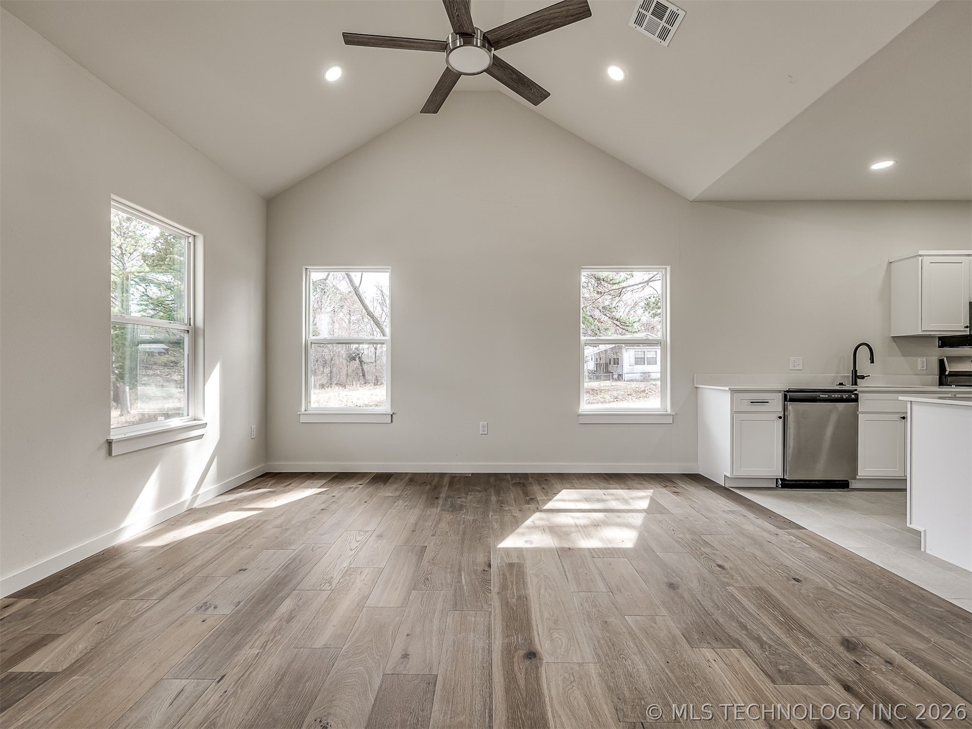 1831 Rockford Drive Property Photo 8