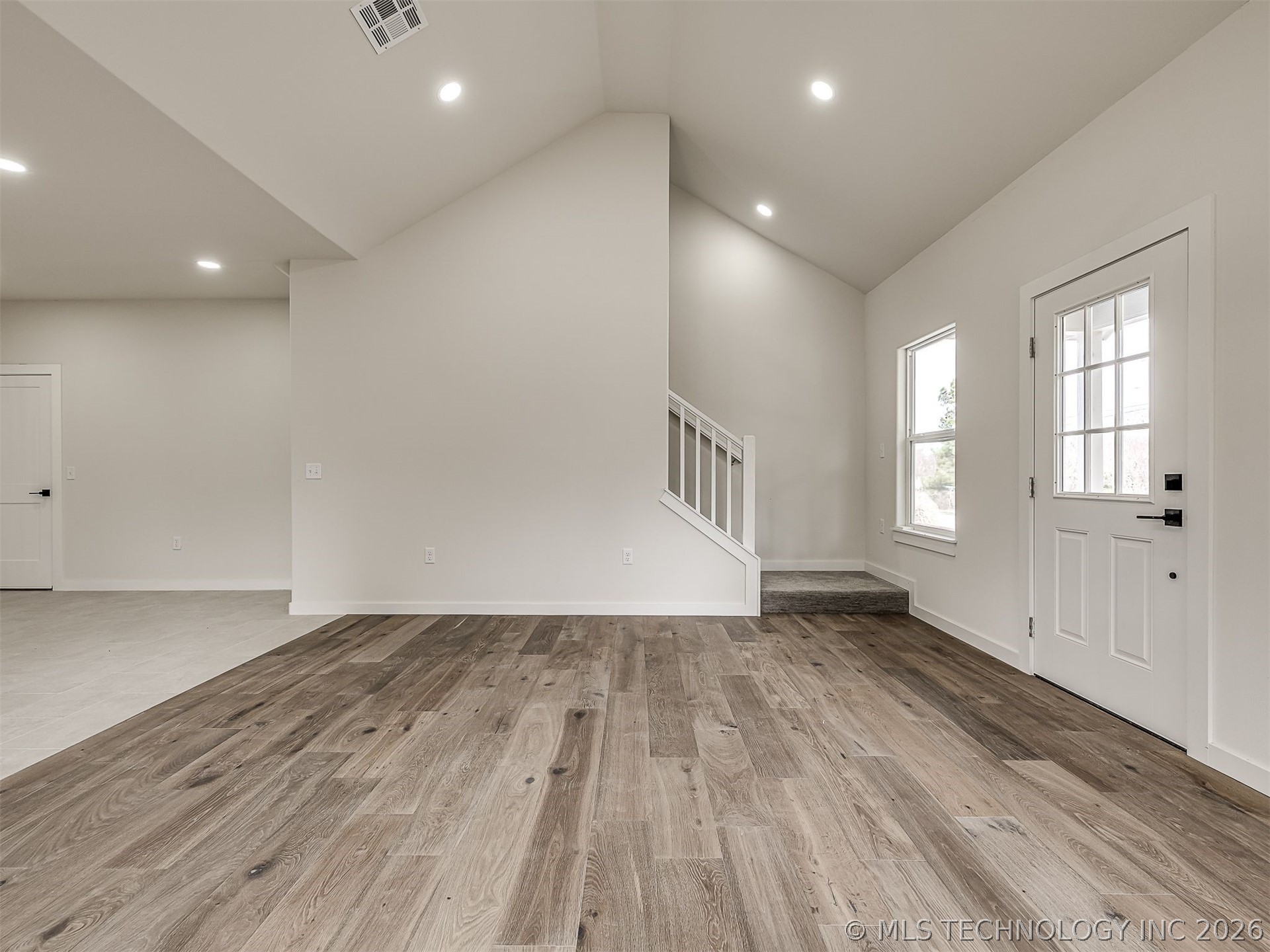 1831 Rockford Drive Property Photo 9