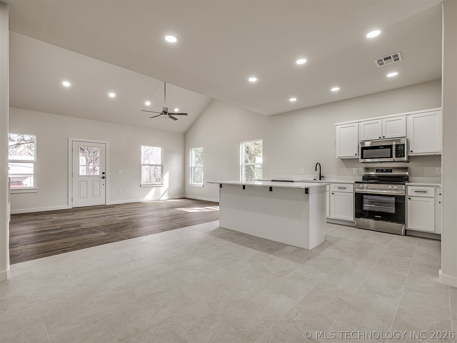 1831 Rockford Drive Property Photo 13