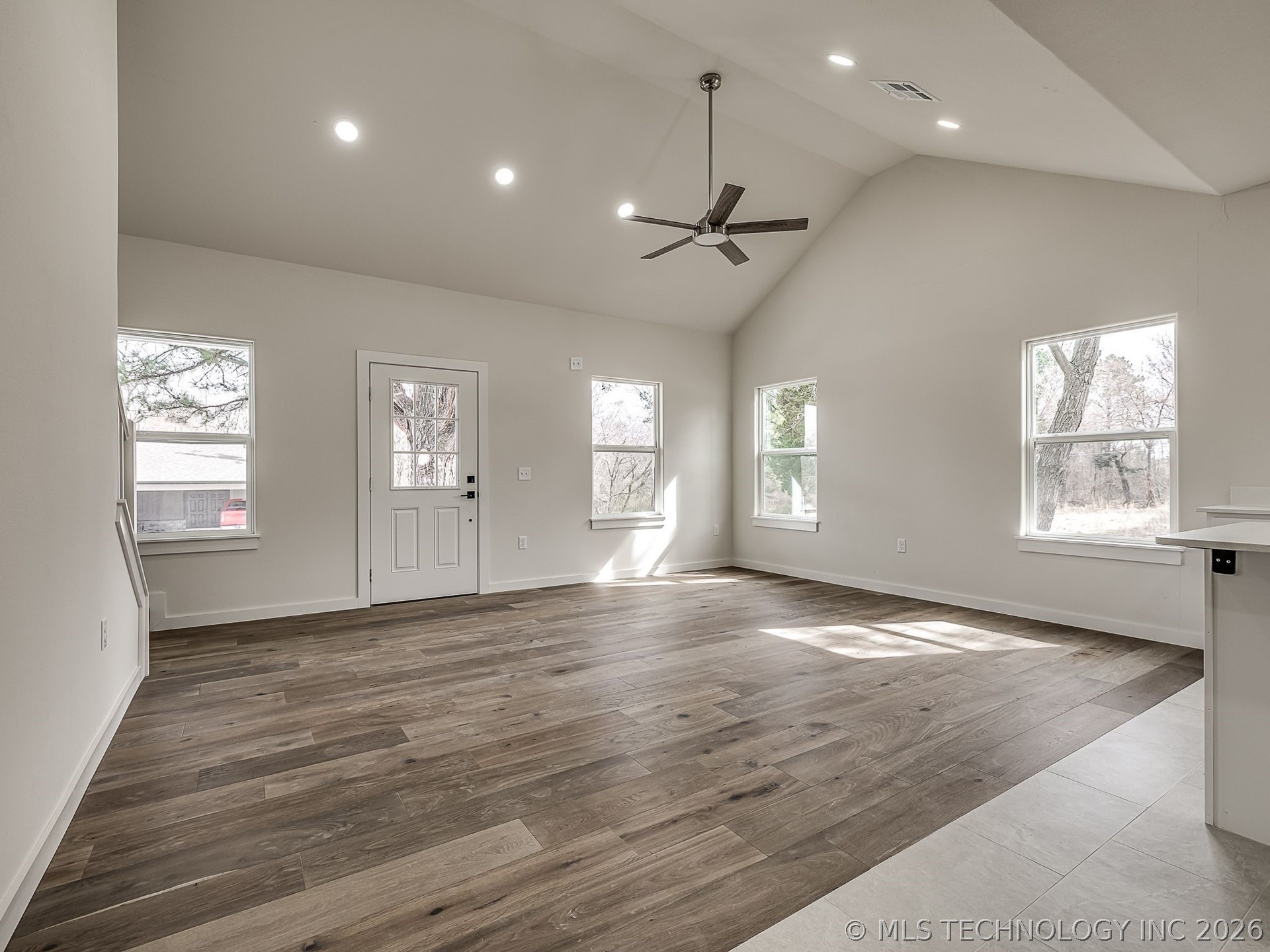 1701 E Mcgill Circle Property Photo 10