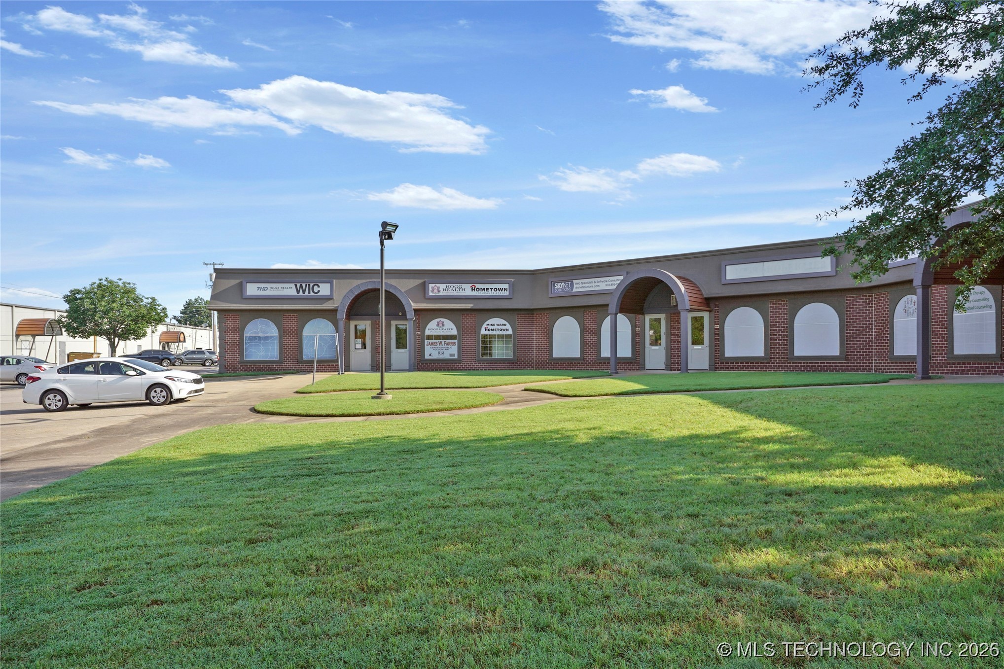 500 W Atlanta Street Property Photo 1