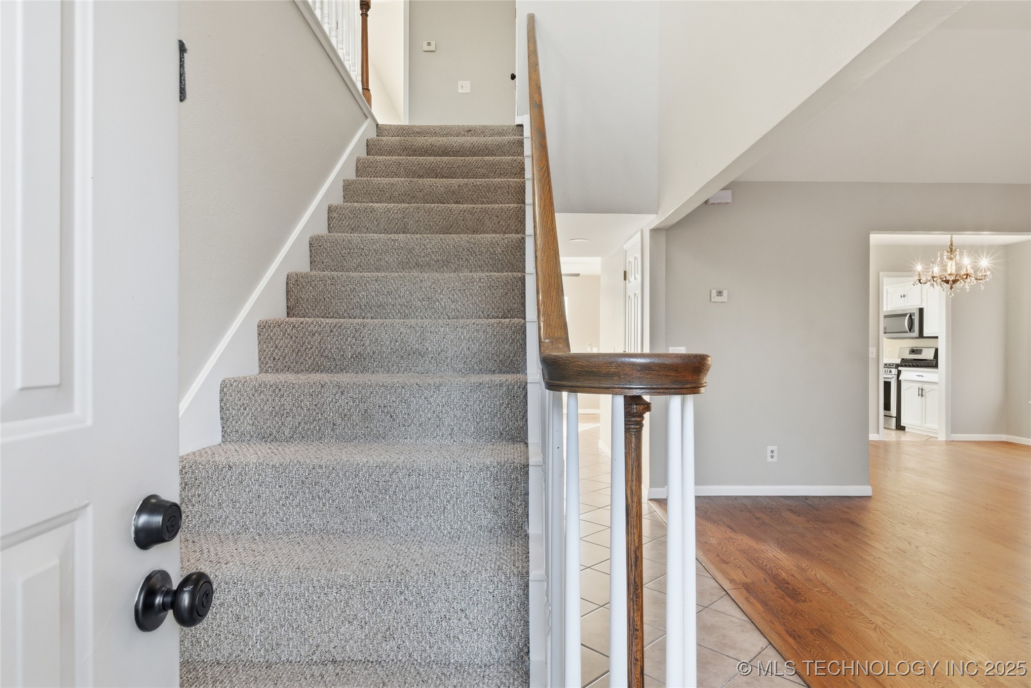 9252 S 88th East Place Property Photo 3