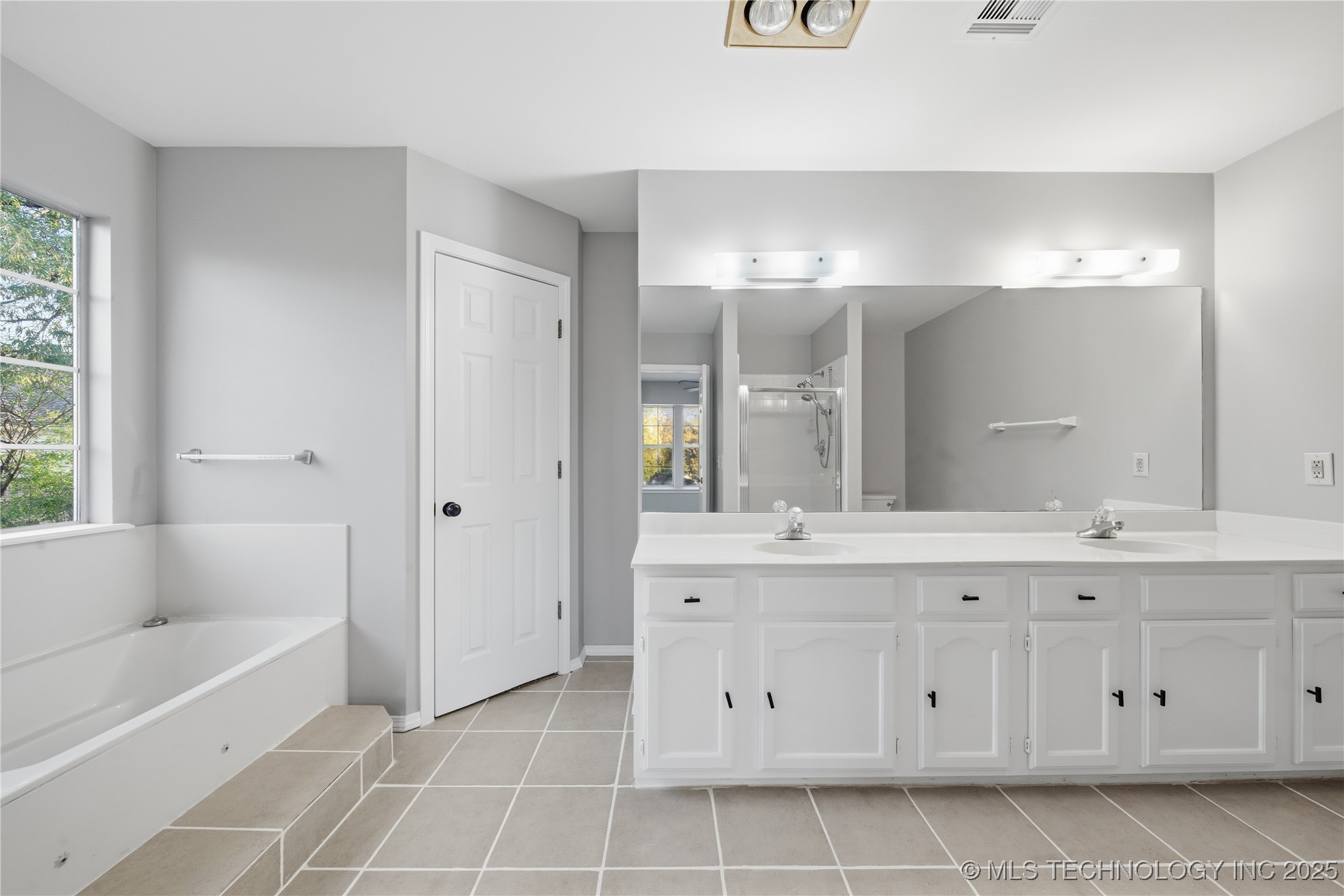 9252 S 88th East Place Property Photo 18