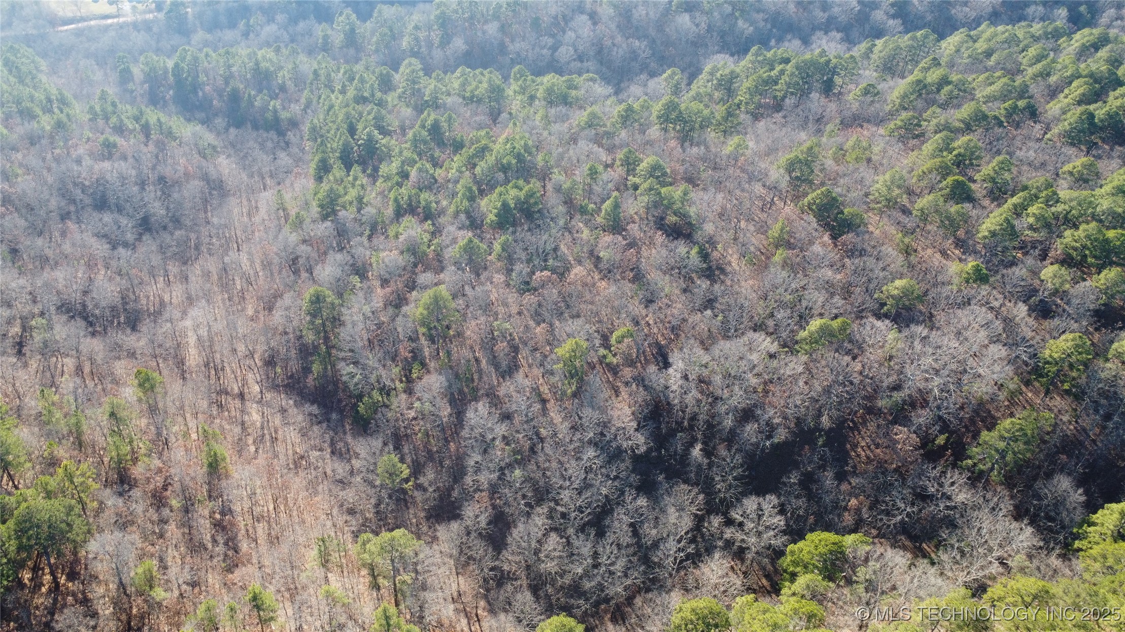 000 E 495 Road Property Photo 1