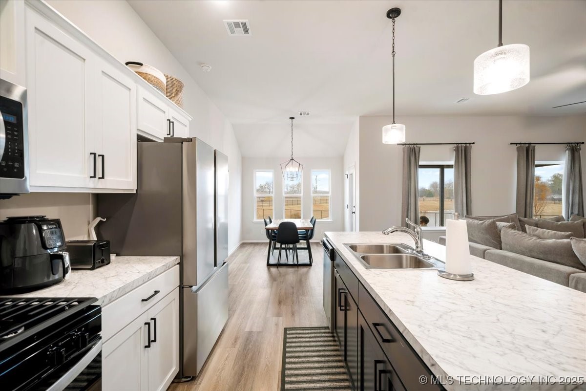 7153 E 131 Court S Property Photo 8