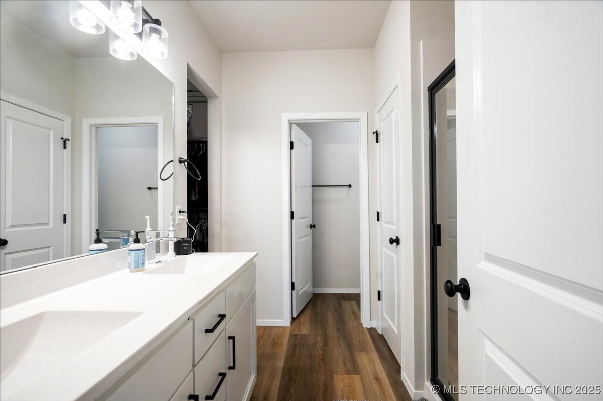 7153 E 131 Court S Property Photo 17