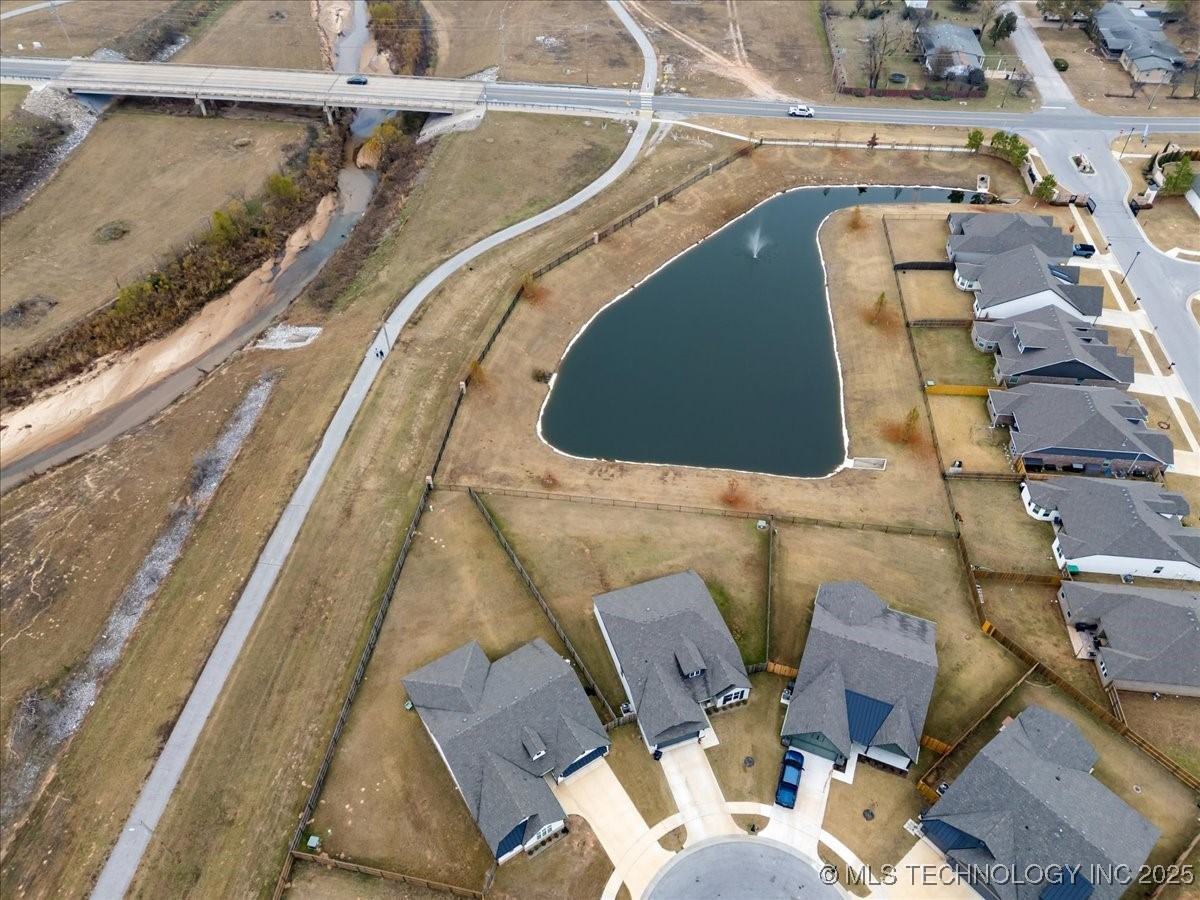 7153 E 131 Court S Property Photo 32