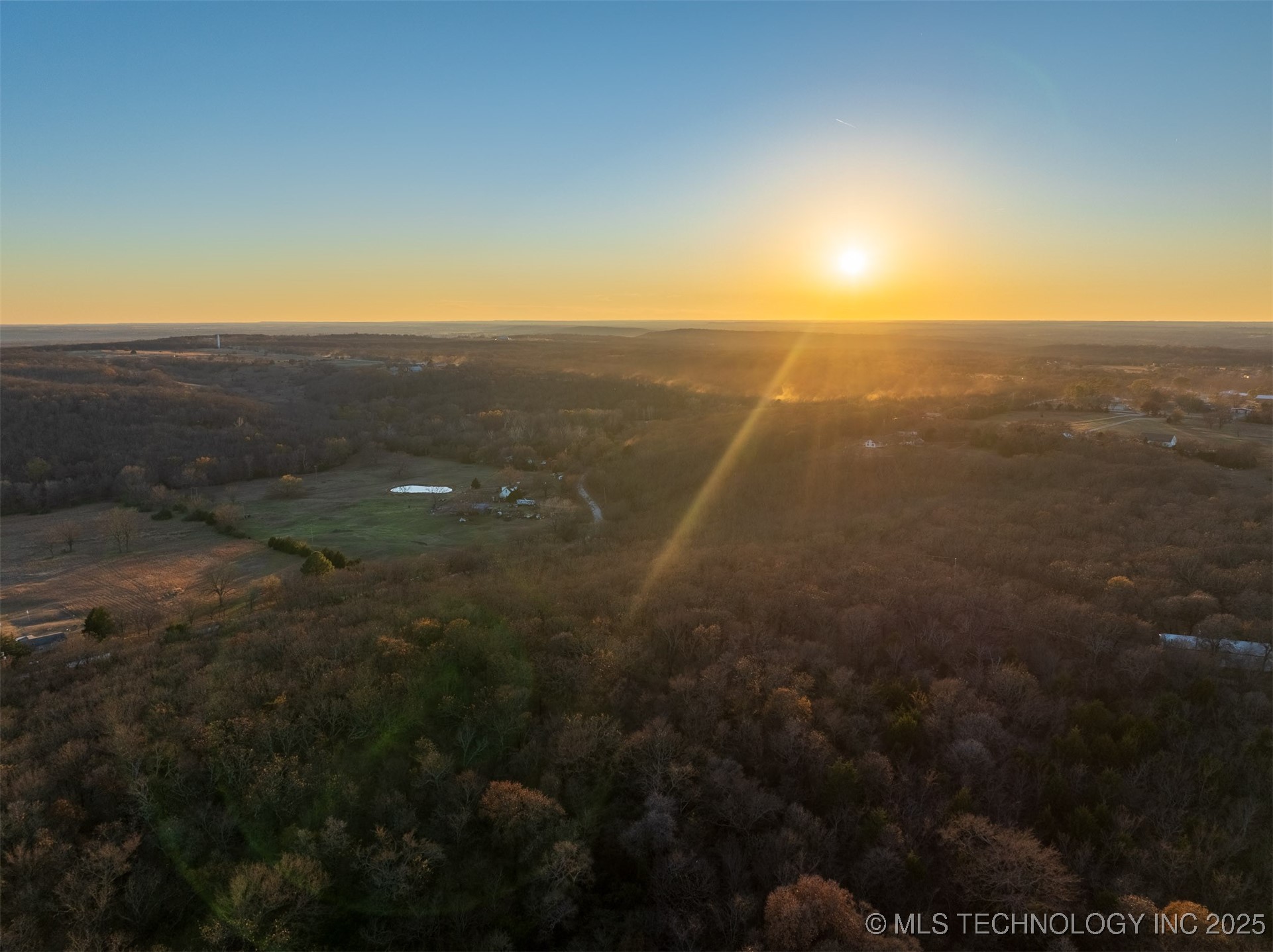 20 Seay Road Property Photo 9