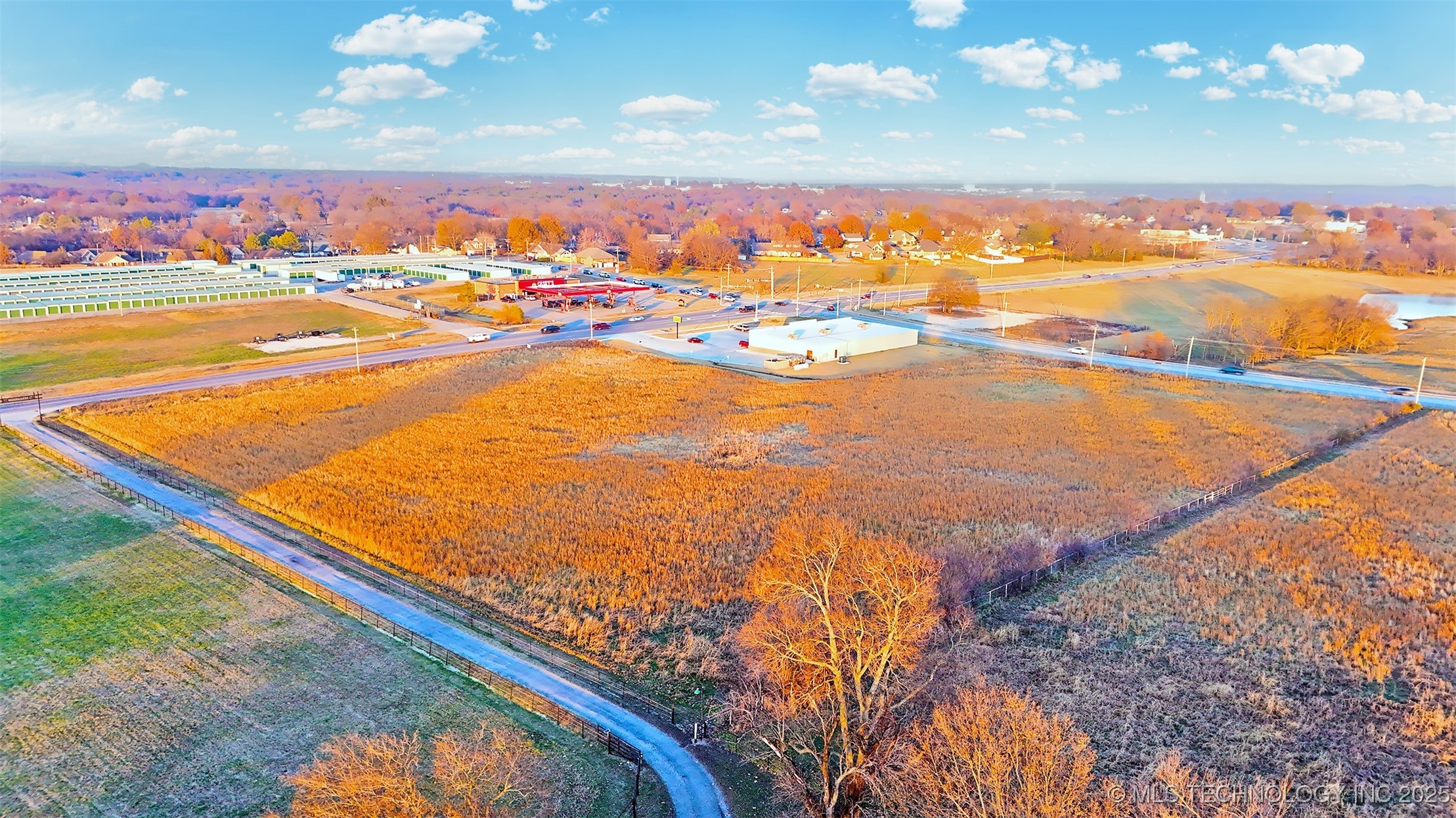 2925 E Holly Road Property Photo 11