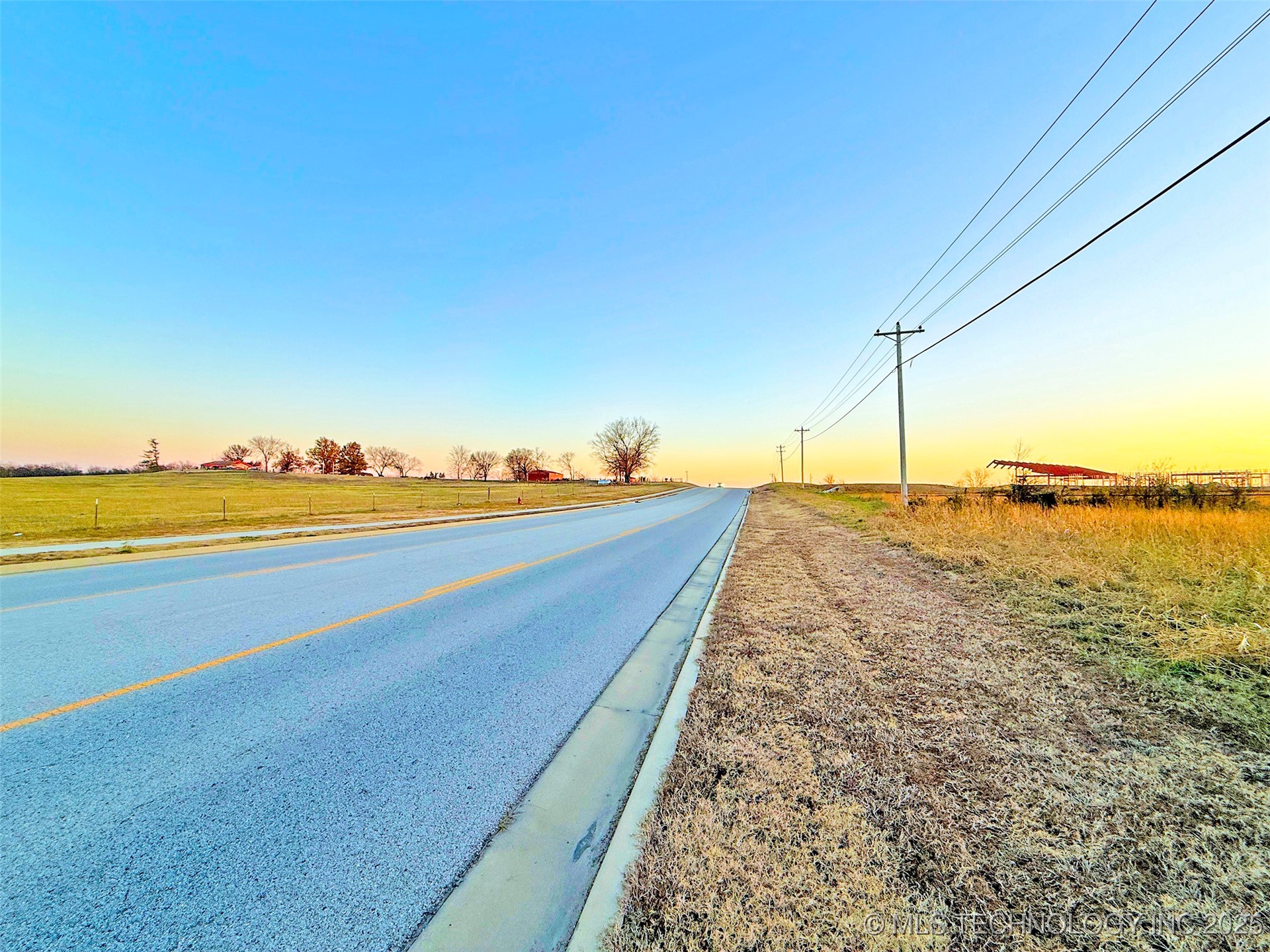 2925 E Holly Road Property Photo 22