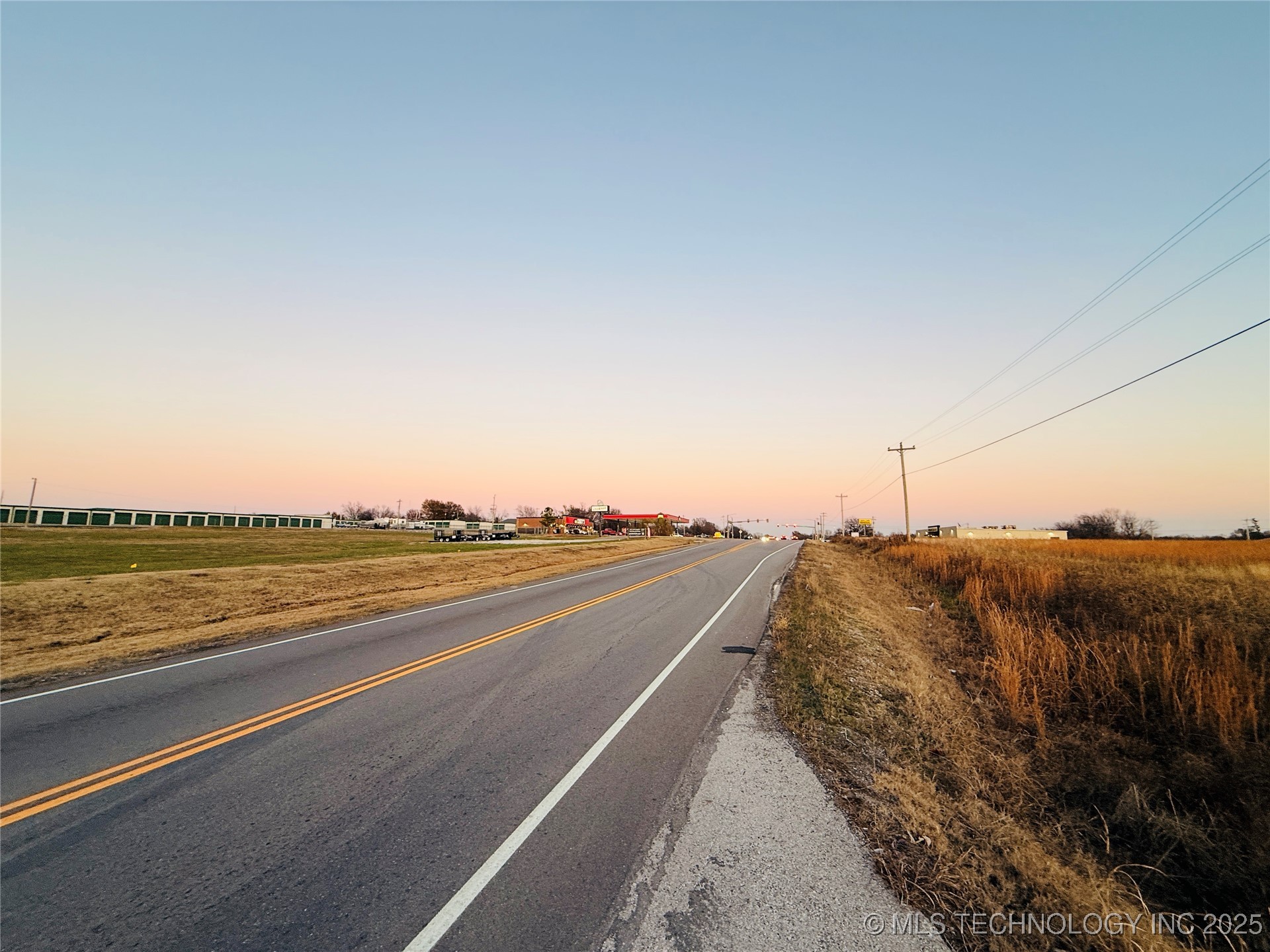 2925 E Holly Road Property Photo 39