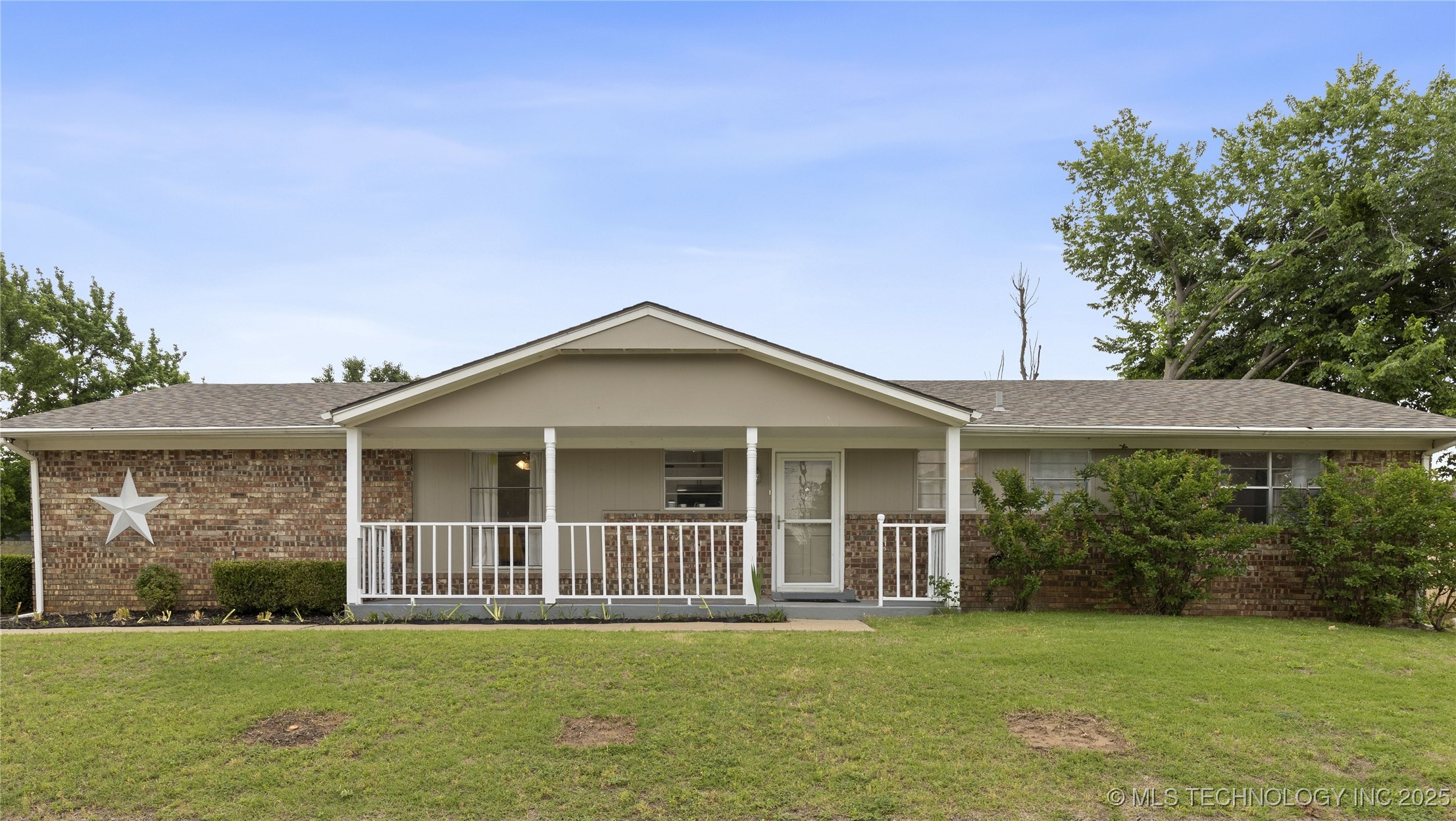 502 E D Street Property Photo 1