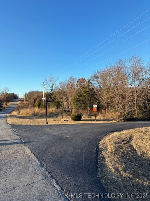 2808 W Oak Drive Property Photo 1