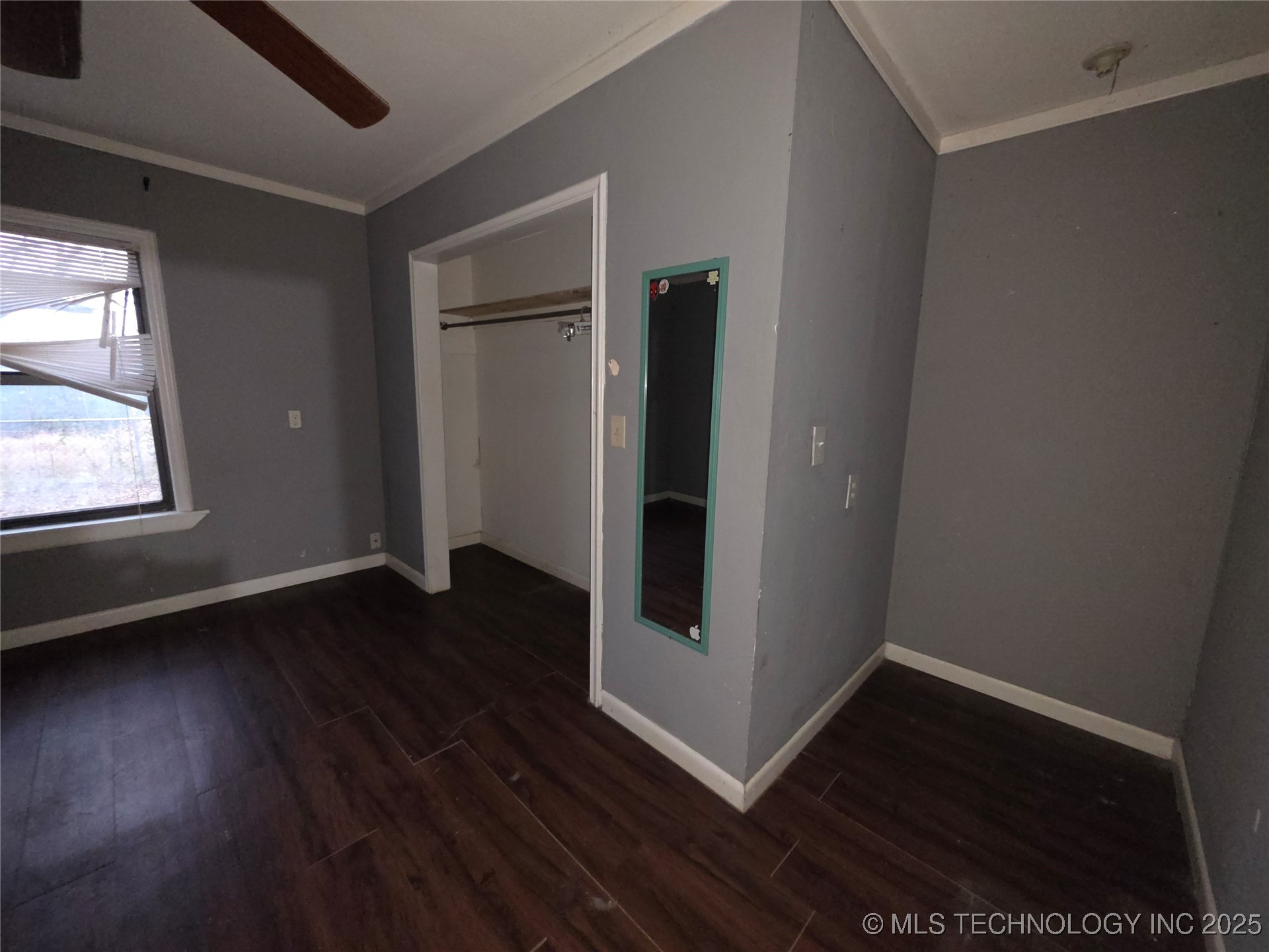 114 E Elm Street Property Photo 7