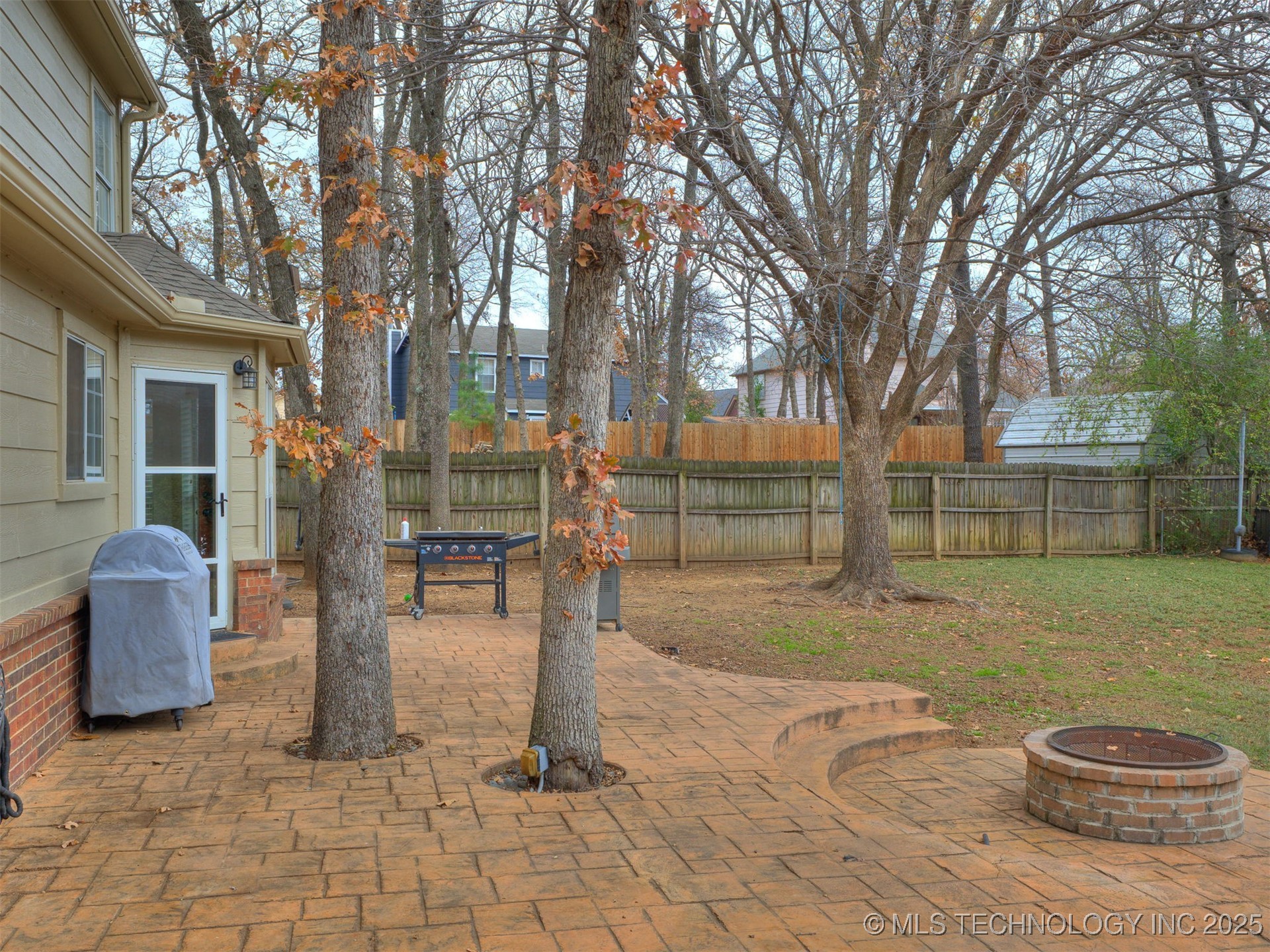 3713 S 71st West Avenue Property Photo 8