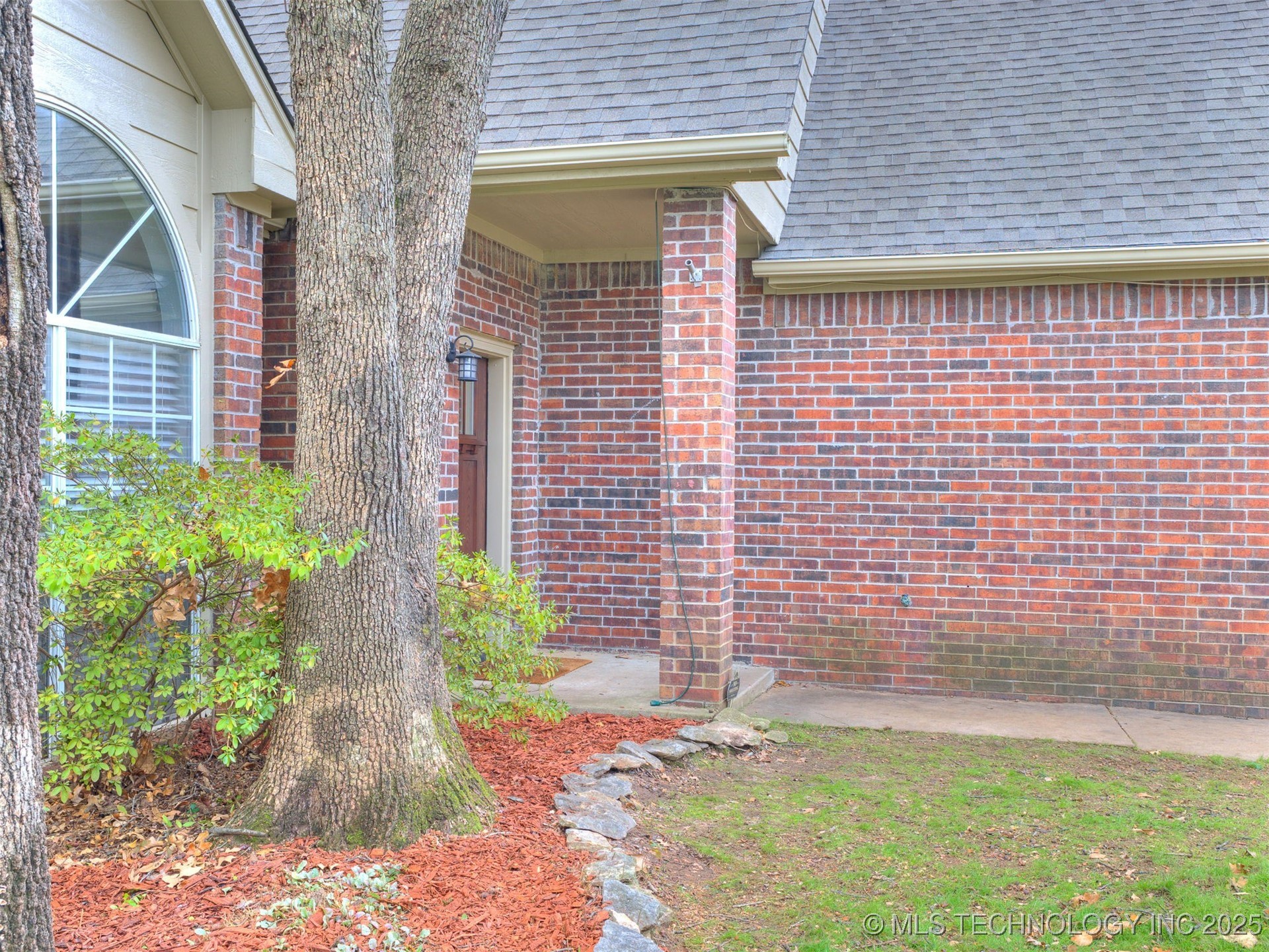 3713 S 71st West Avenue Property Photo 11