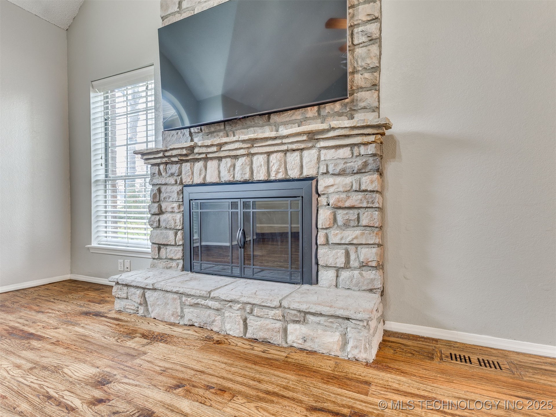 3713 S 71st West Avenue Property Photo 18