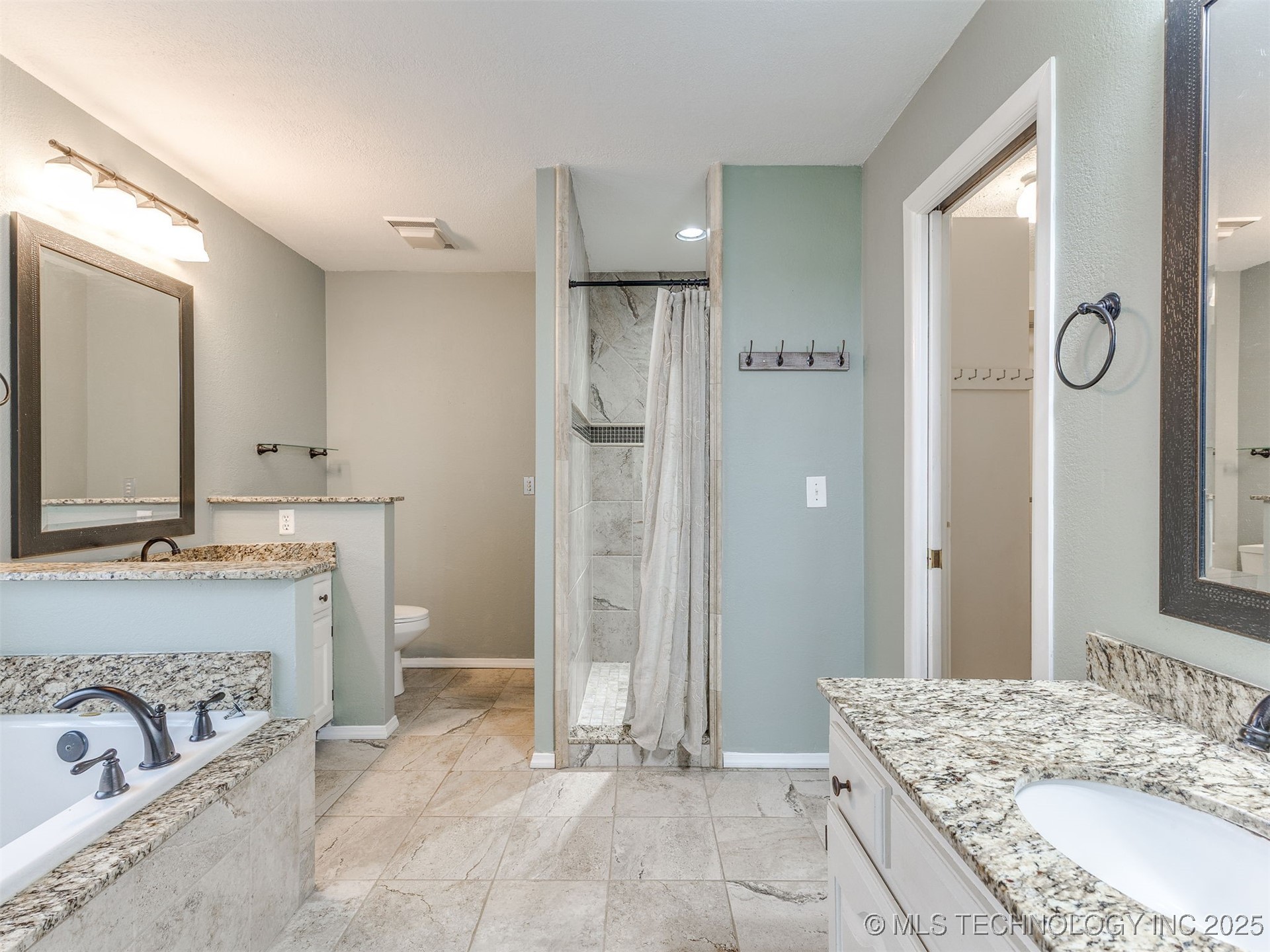 3713 S 71st West Avenue Property Photo 29