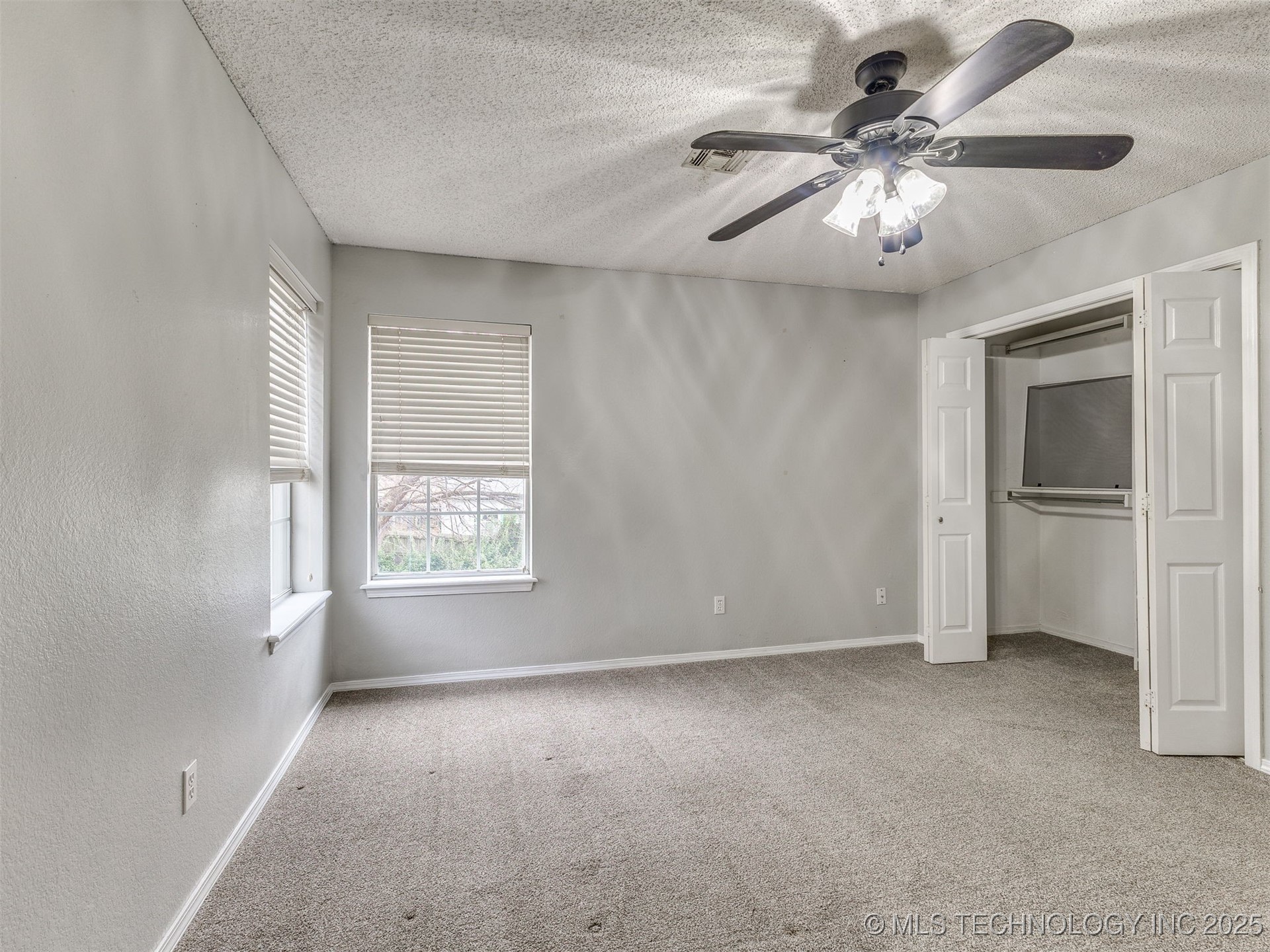 3713 S 71st West Avenue Property Photo 36