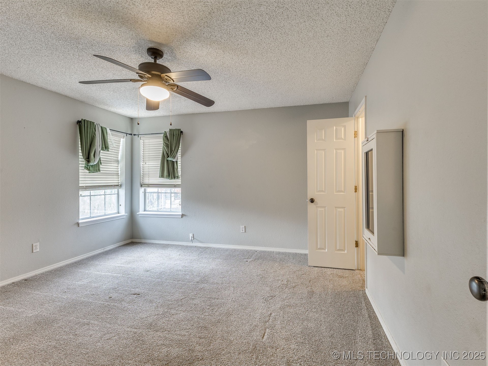 3713 S 71st West Avenue Property Photo 41