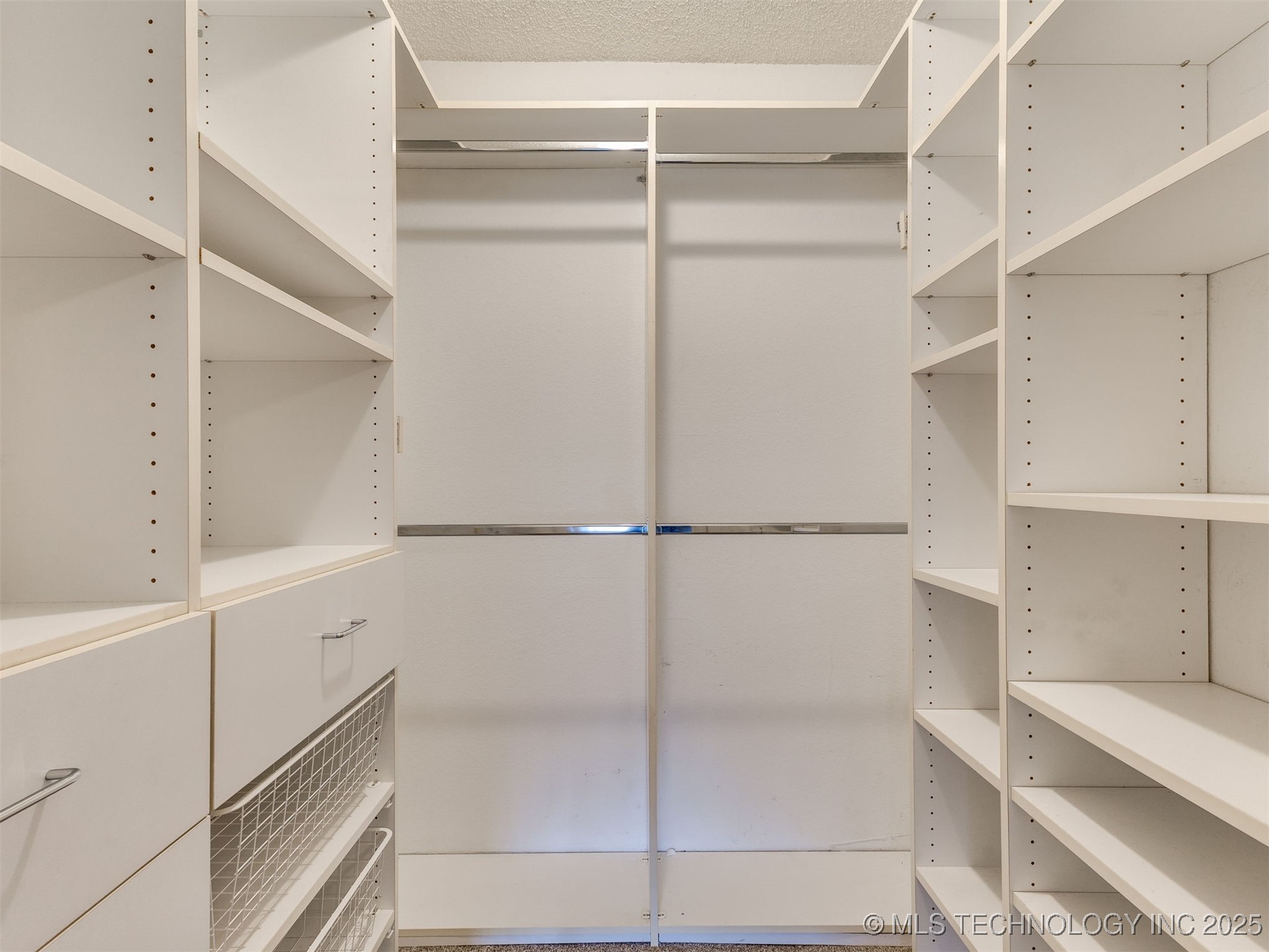 3713 S 71st West Avenue Property Photo 43