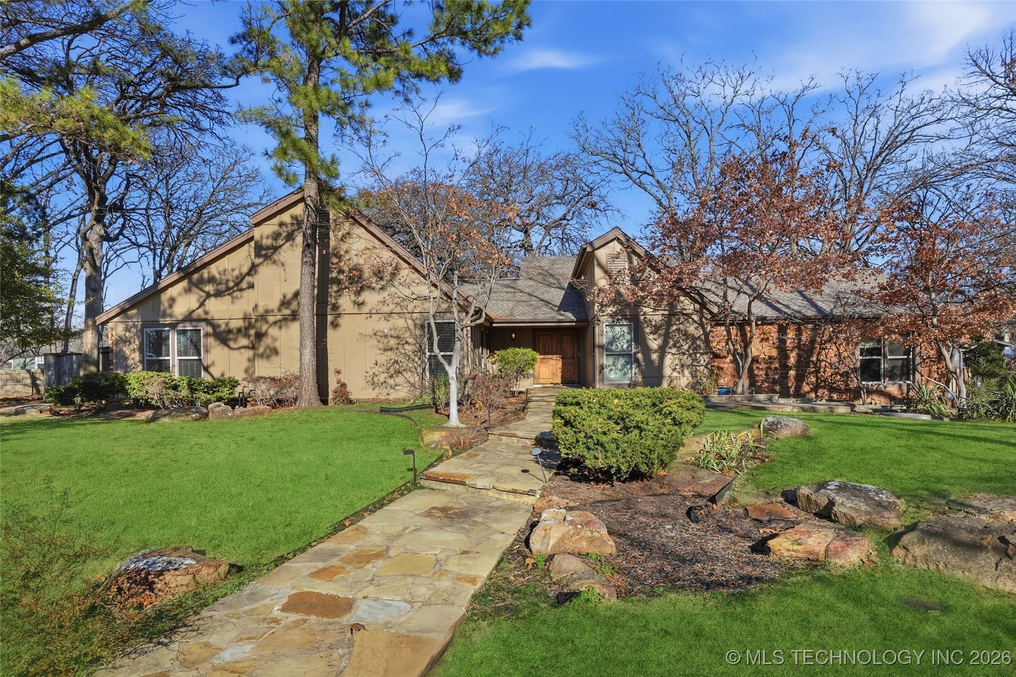 10203 S Richmond Avenue Property Photo 3