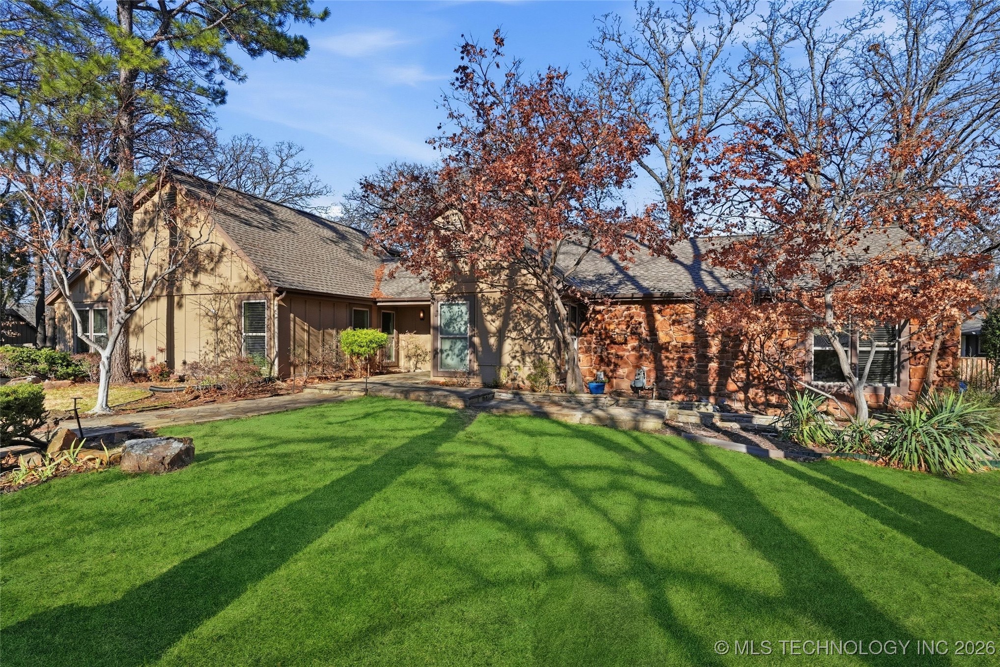 10203 S Richmond Avenue Property Photo 4