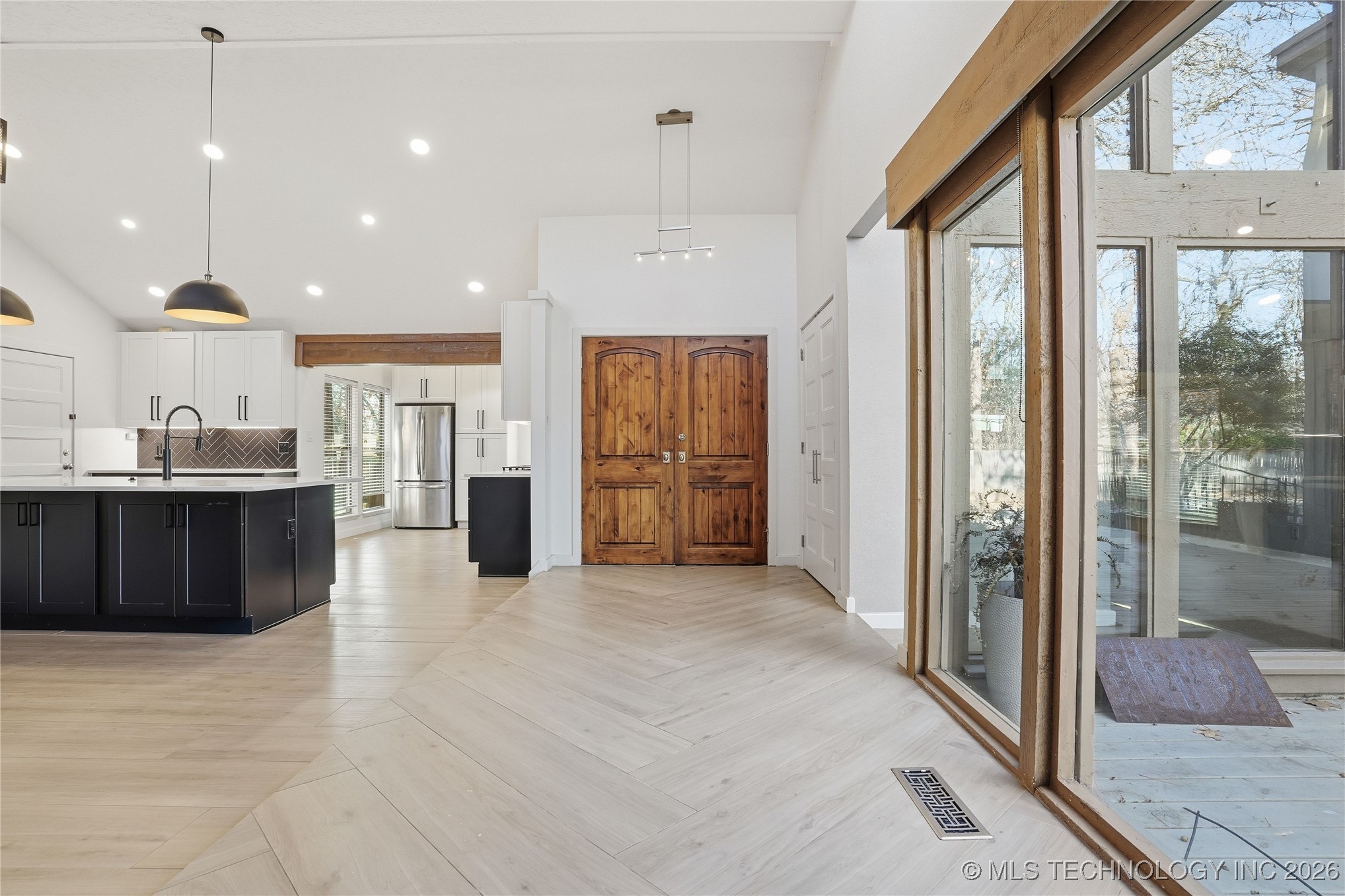 10203 S Richmond Avenue Property Photo 15