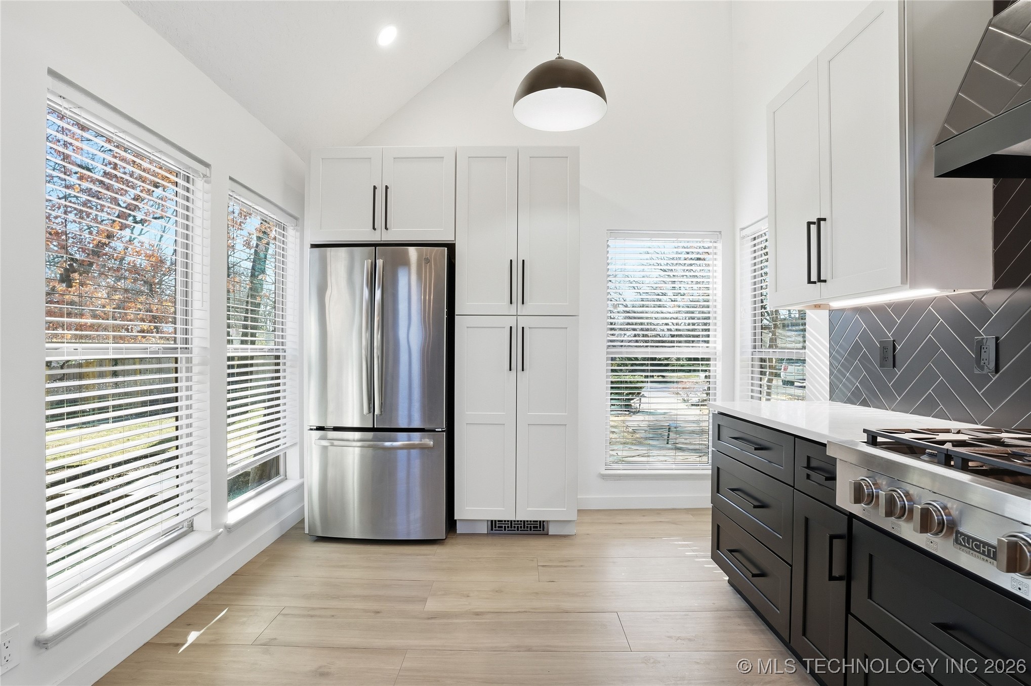 10203 S Richmond Avenue Property Photo 26