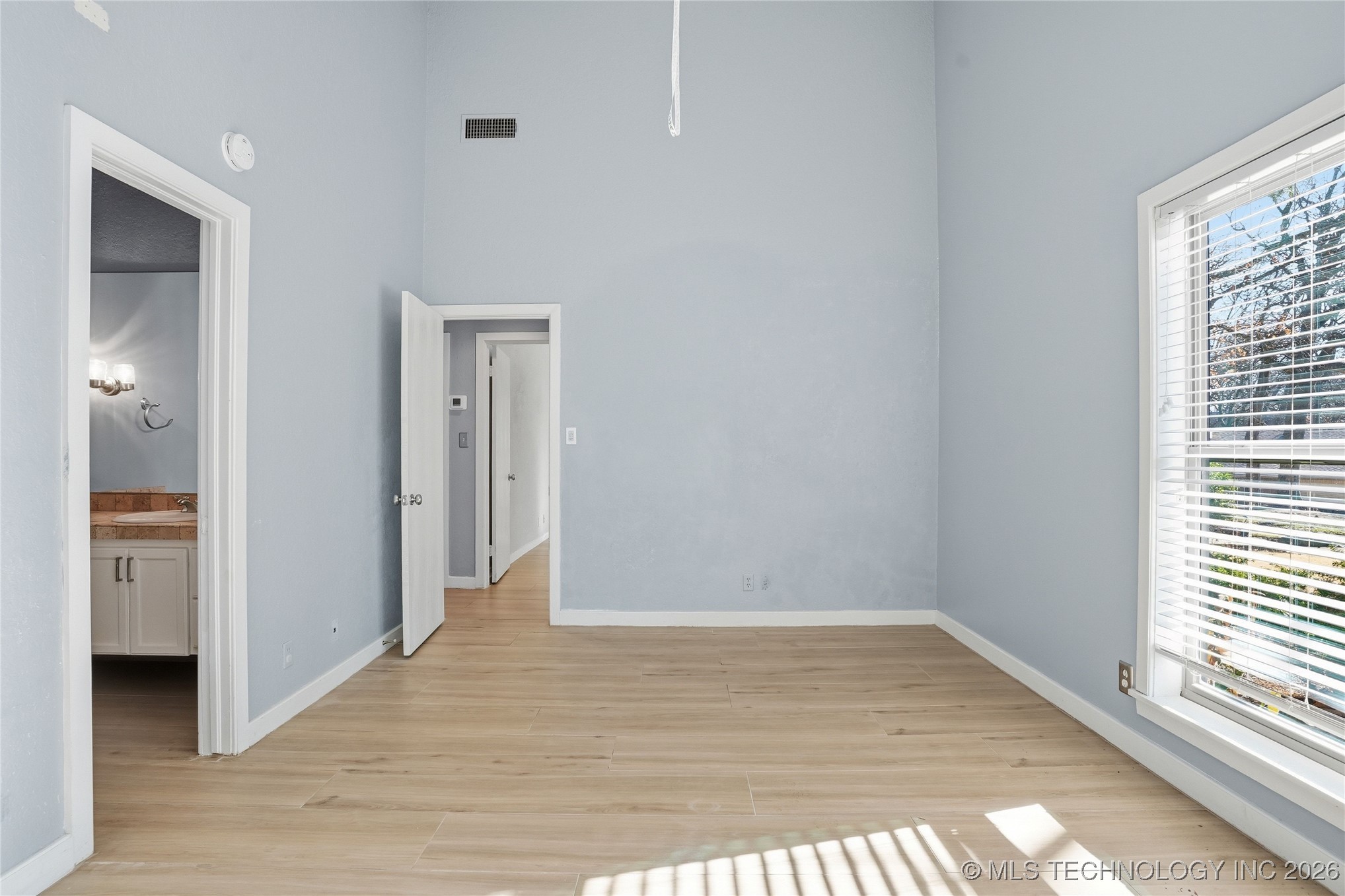 10203 S Richmond Avenue Property Photo 38