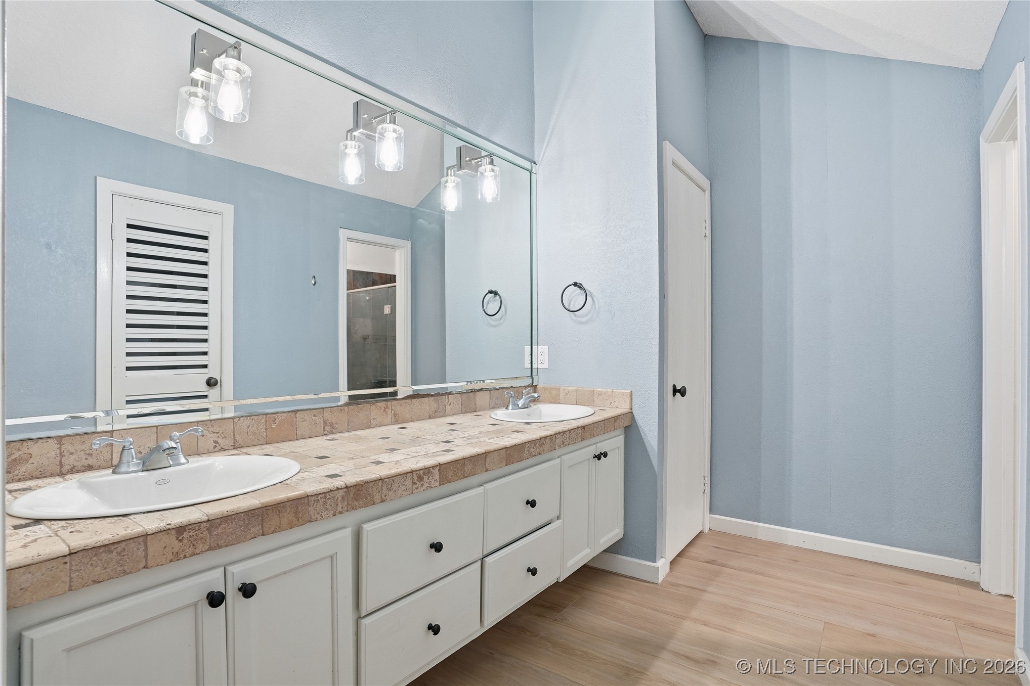 10203 S Richmond Avenue Property Photo 47