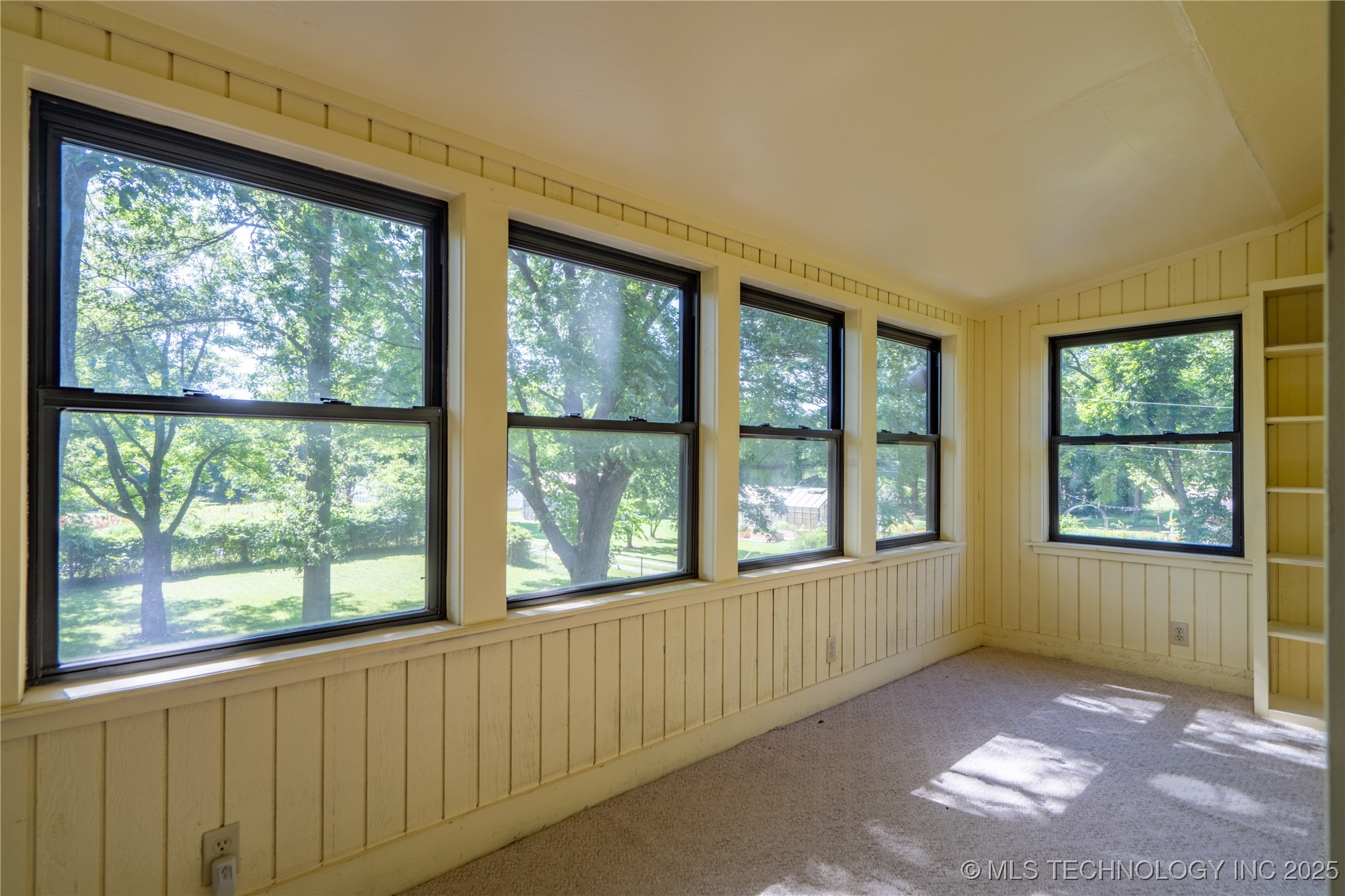 12424 S 185th Street Property Photo 10