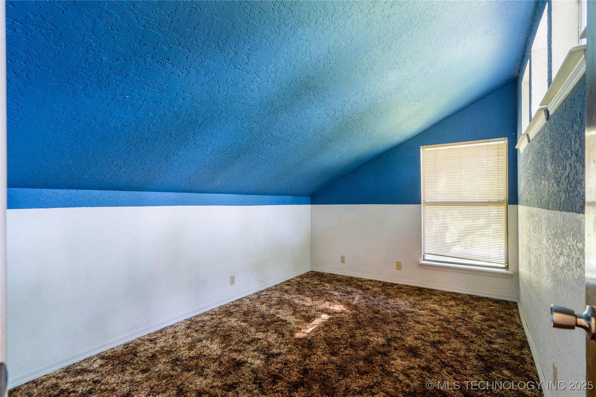 12424 S 185th Street Property Photo 12