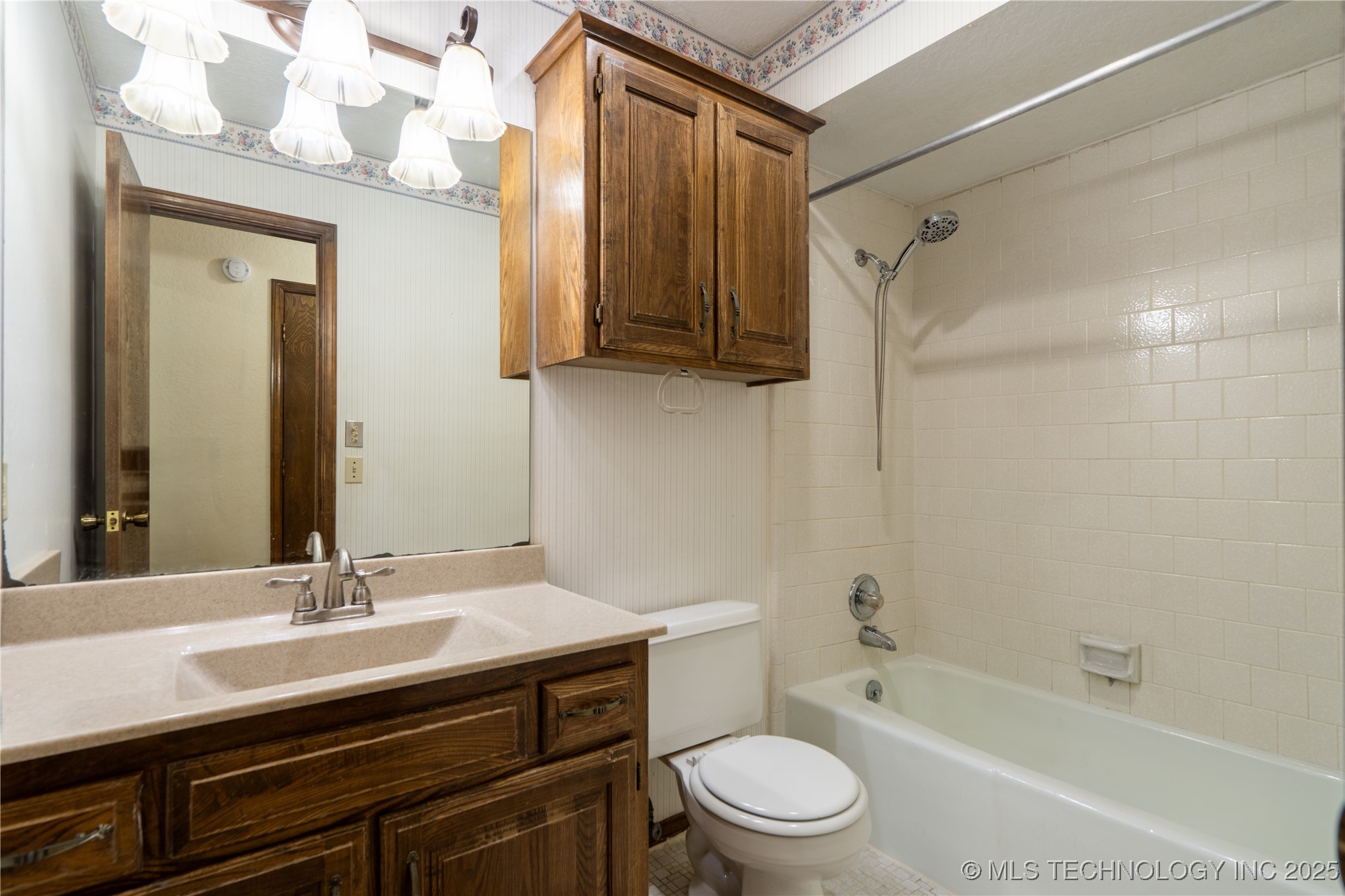 12424 S 185th Street Property Photo 14