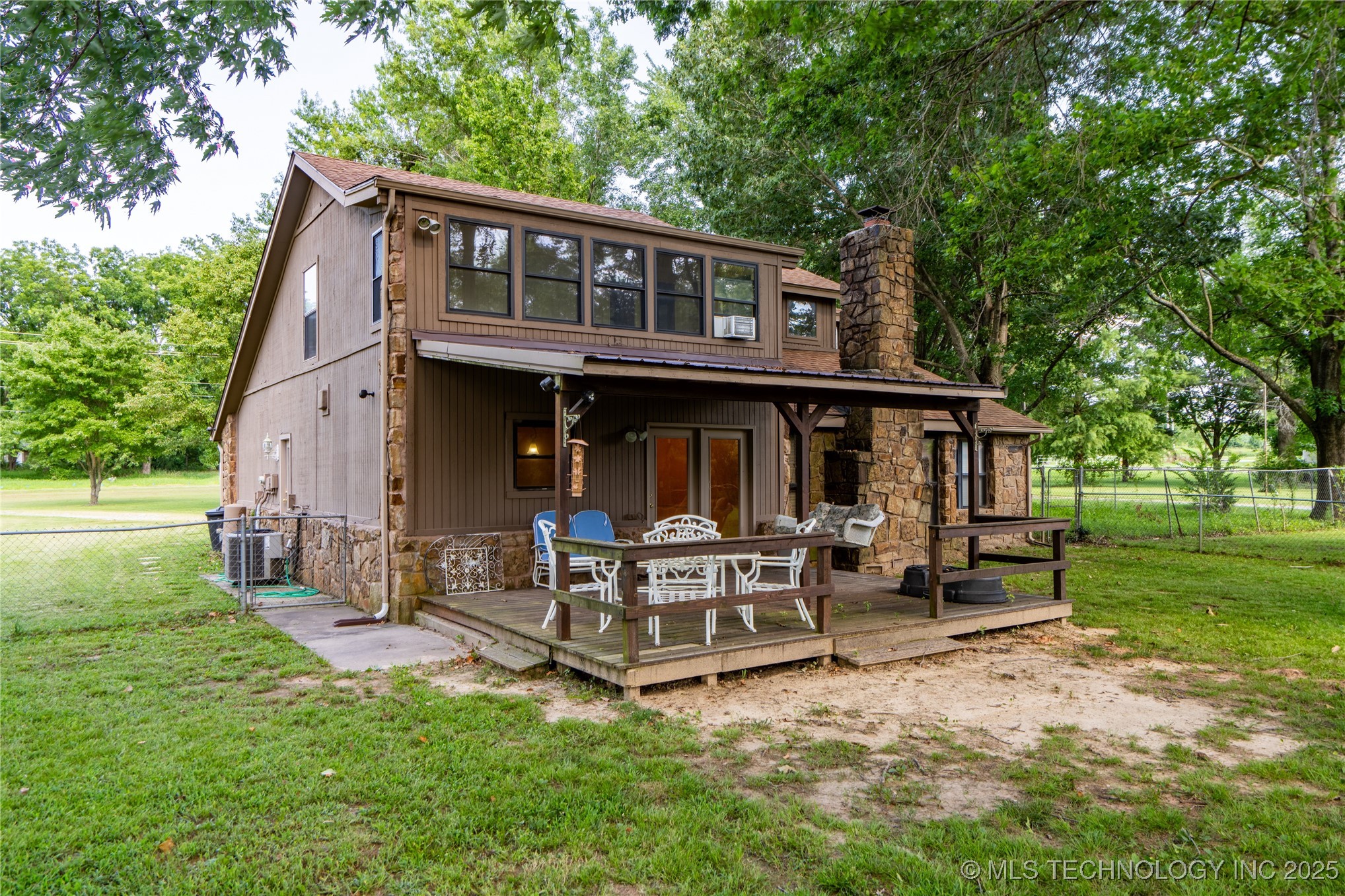 12424 S 185th Street Property Photo 15