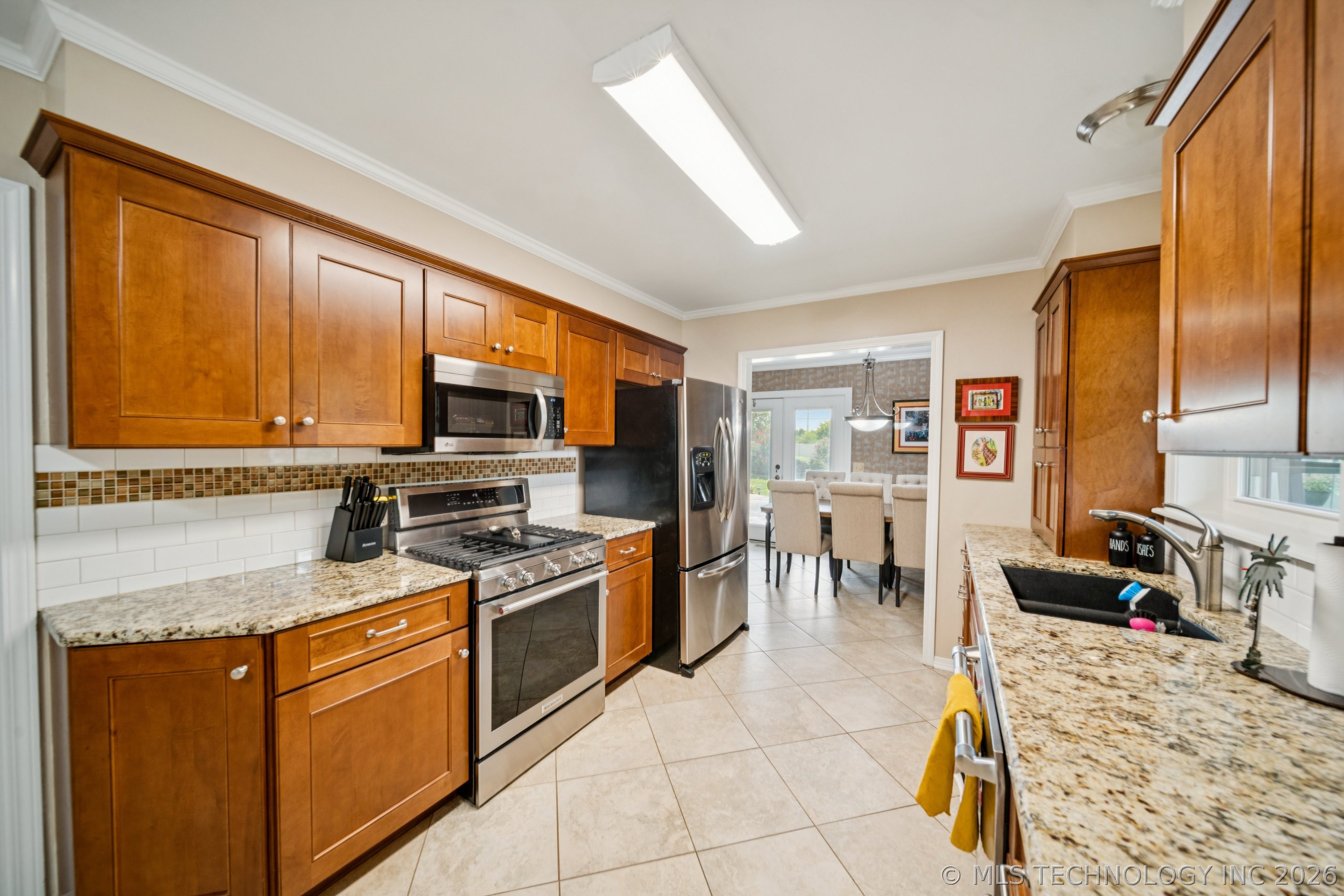 3208 E 80th Place S Property Photo 10