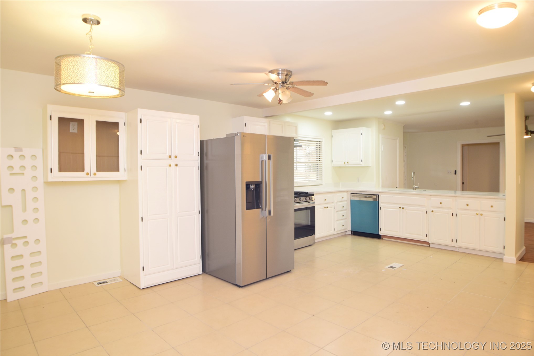 3522 S Toledo Avenue Property Photo 4