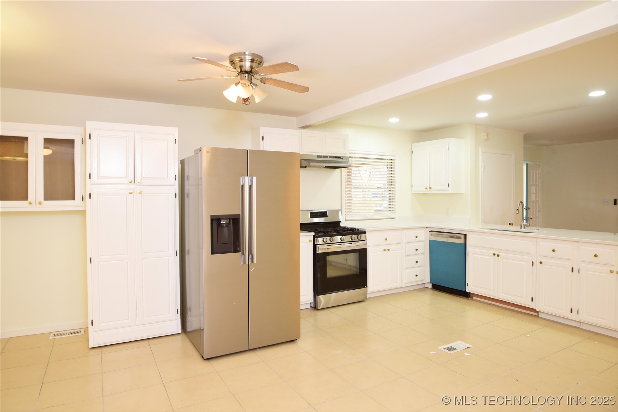 3522 S Toledo Avenue Property Photo 6